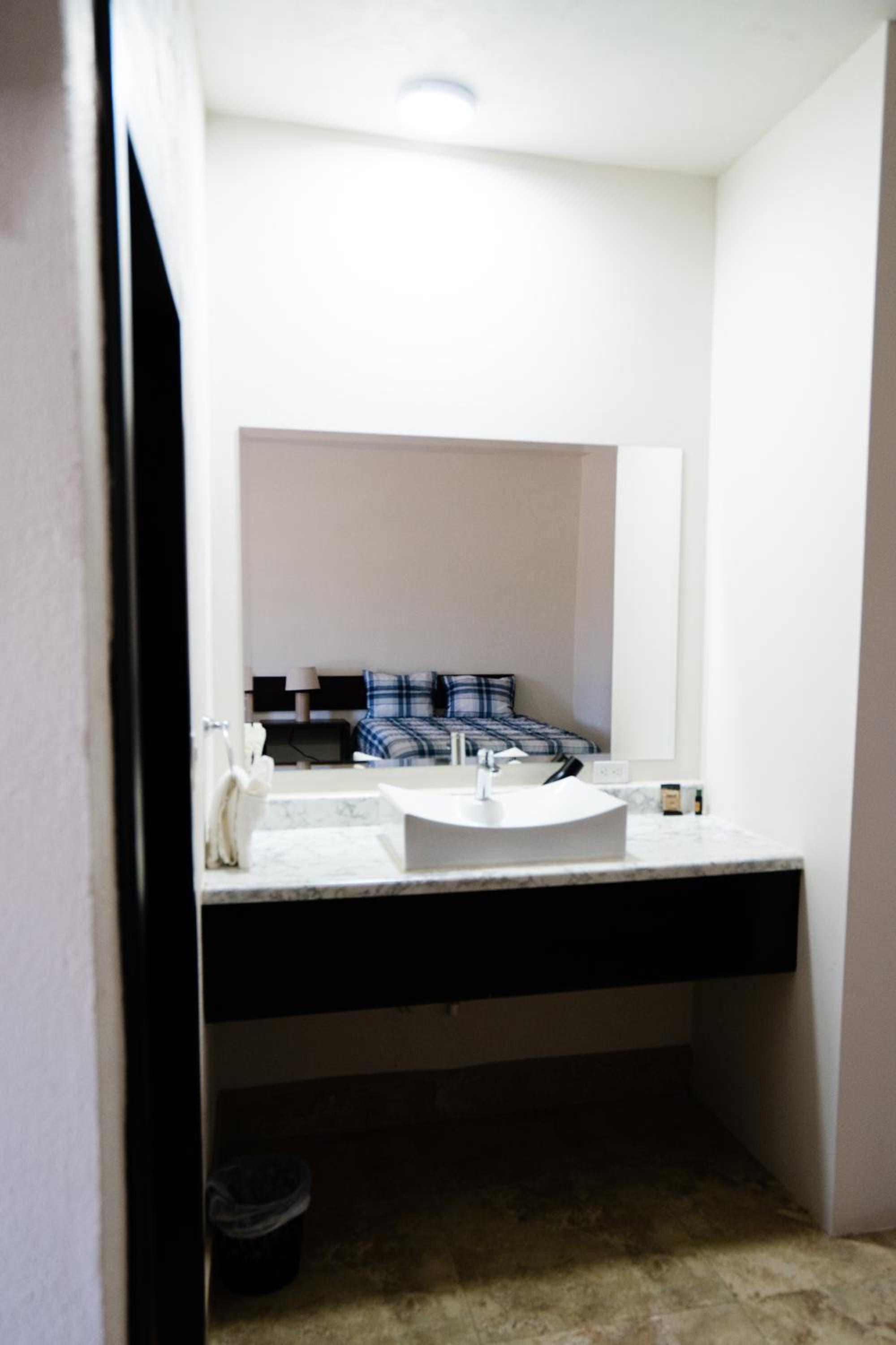 Large Double Room - Photo 50