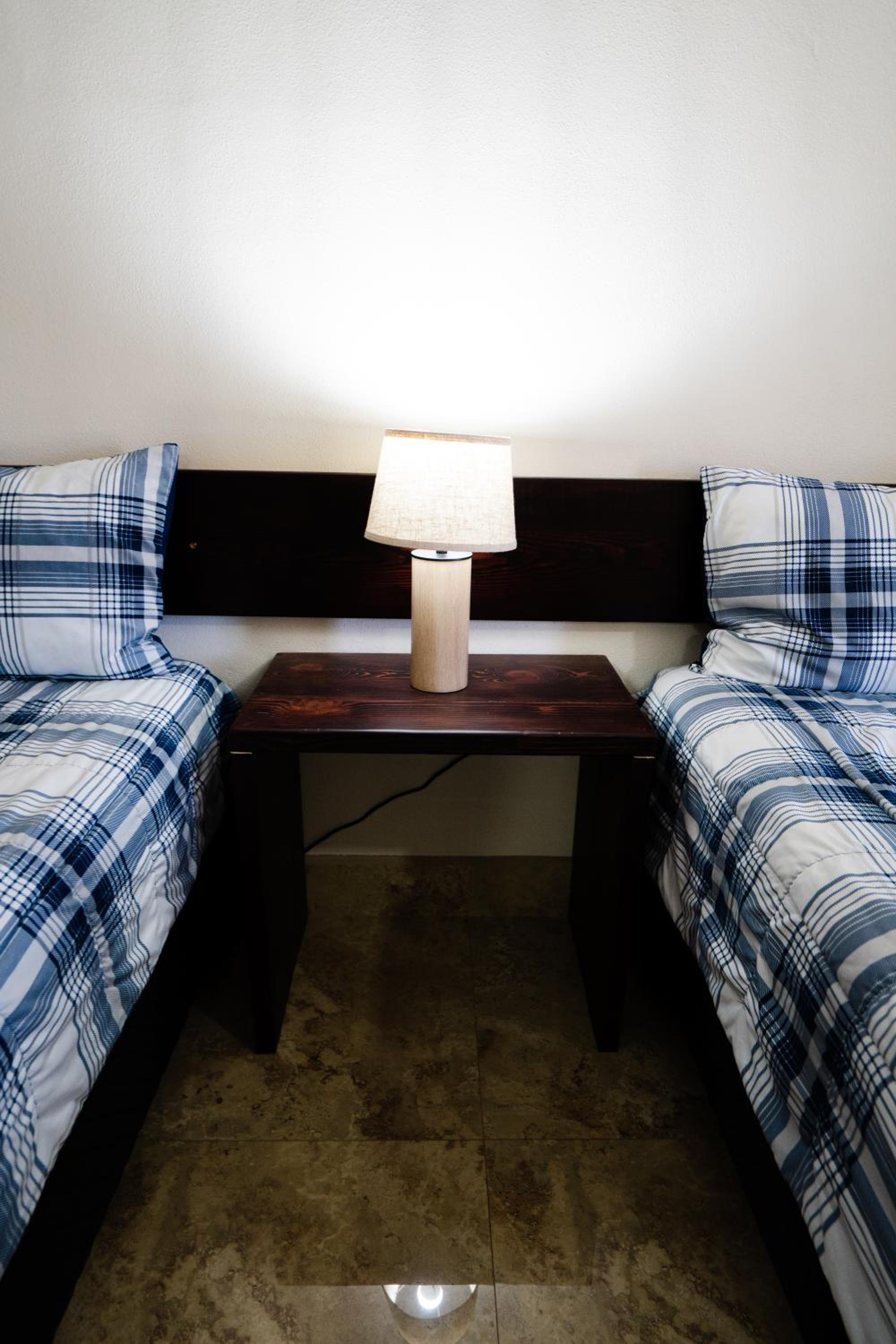 Large Double Room - Photo 42