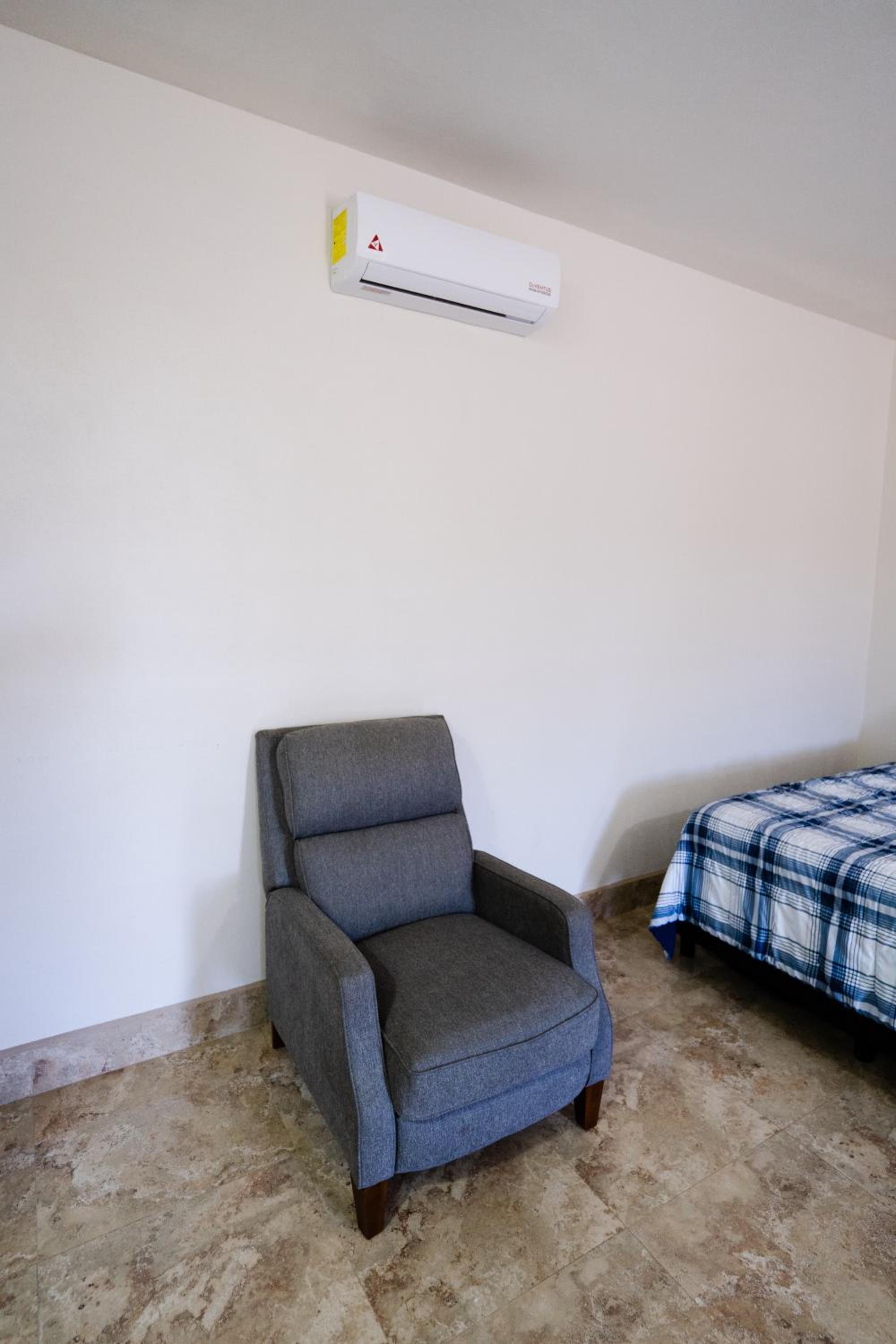 Large Double Room - Photo 41