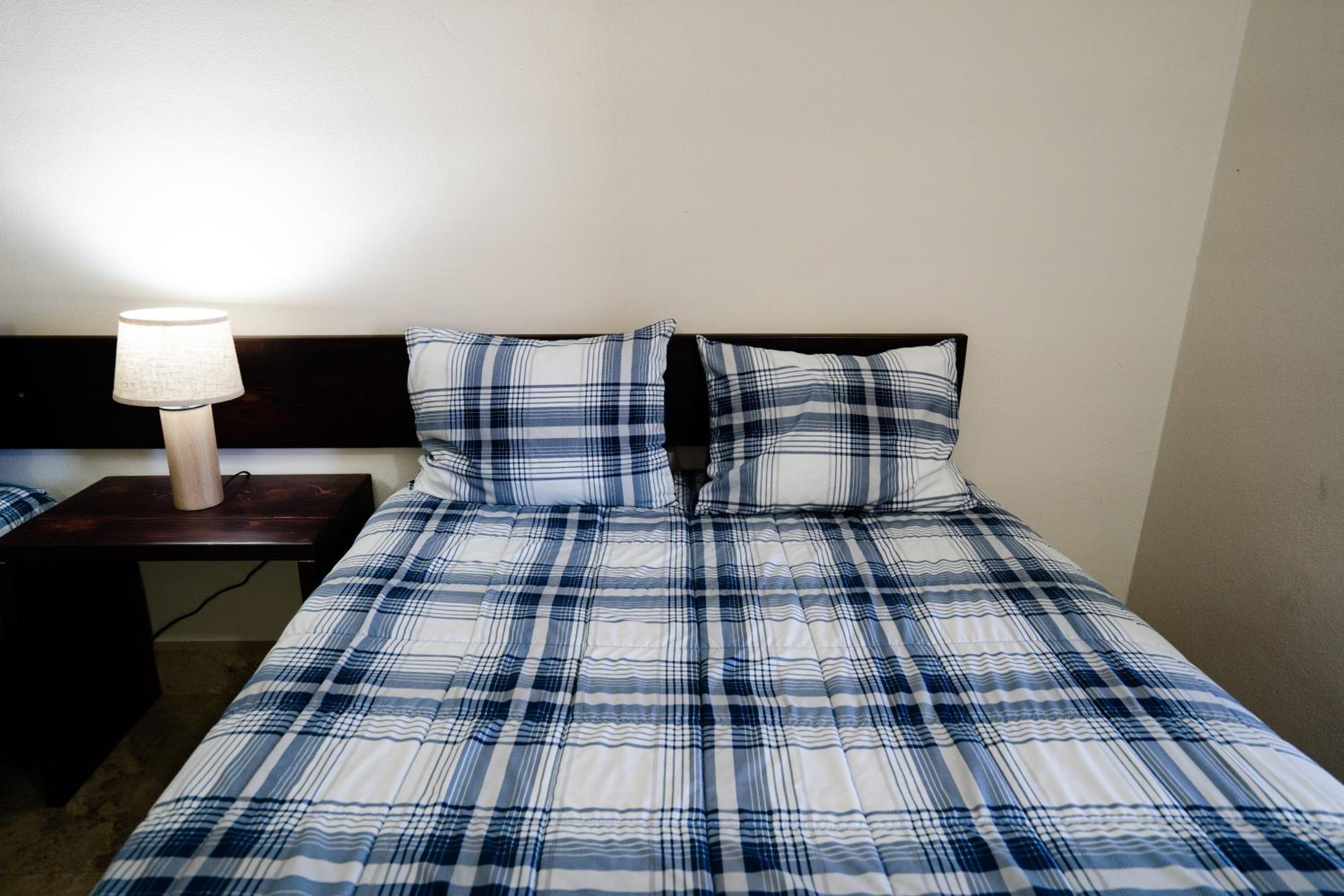 Large Double Room - Photo 36