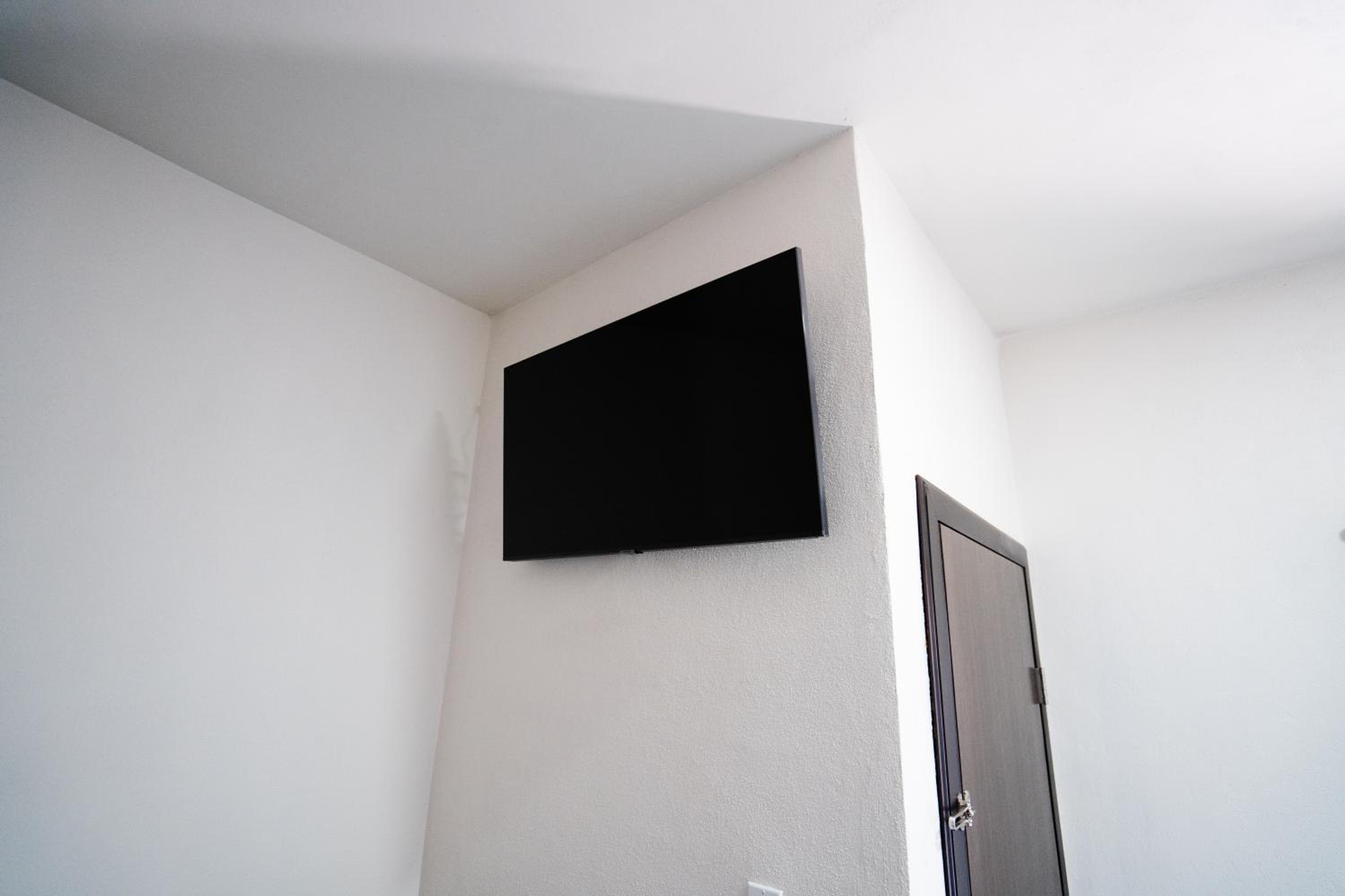 King Suite - Photo 22