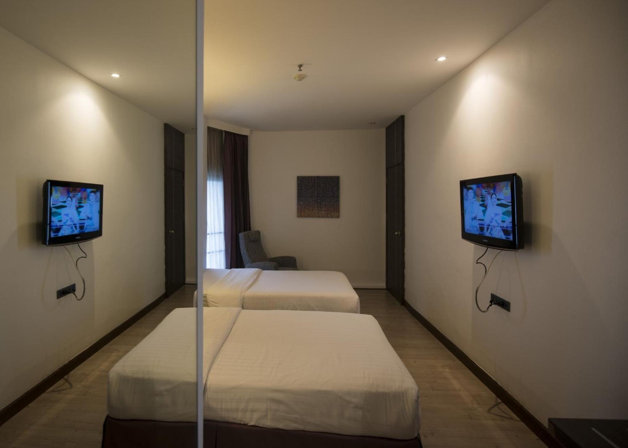 Superior Twin Room photo 2