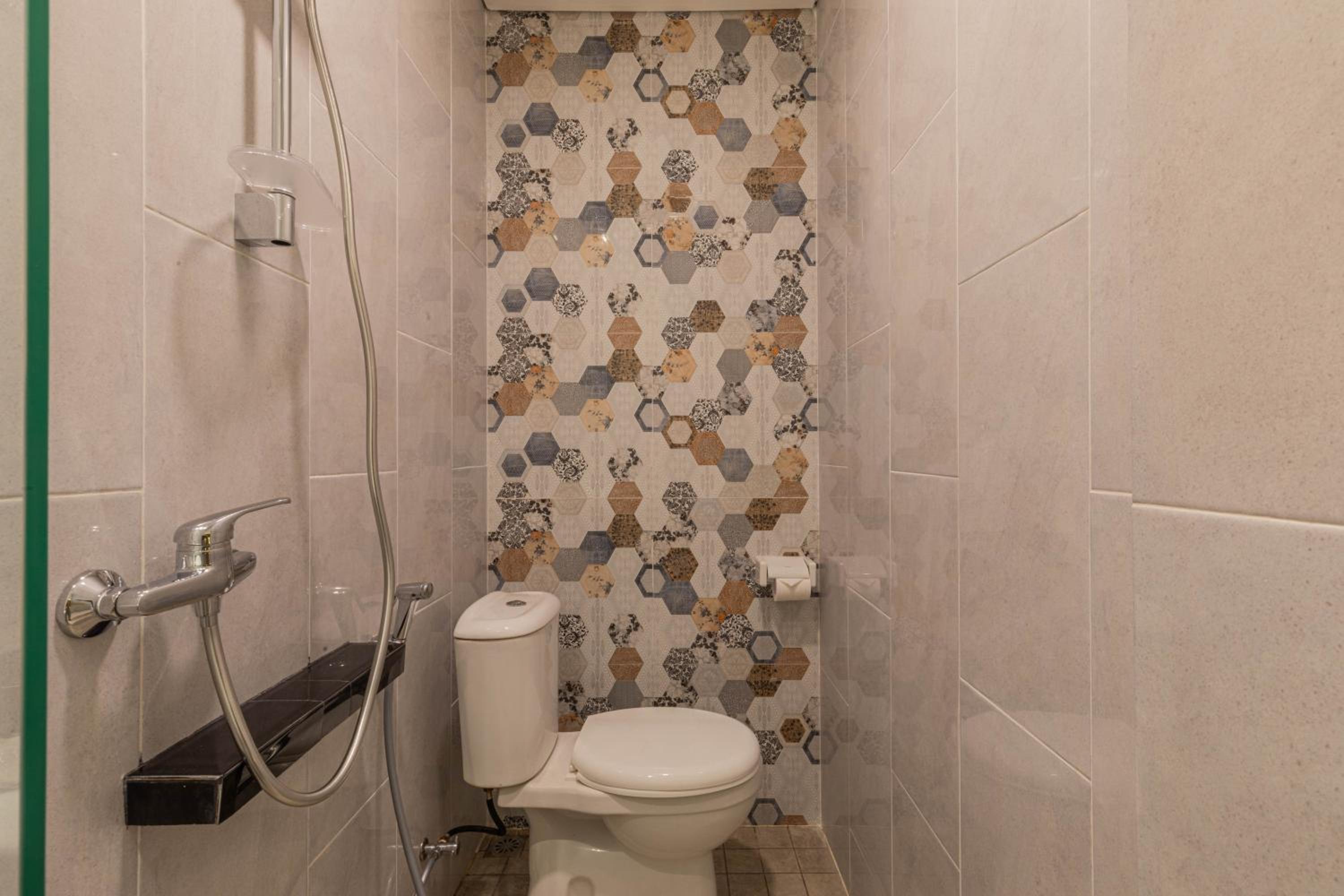 Standard Double Room - Photo 5