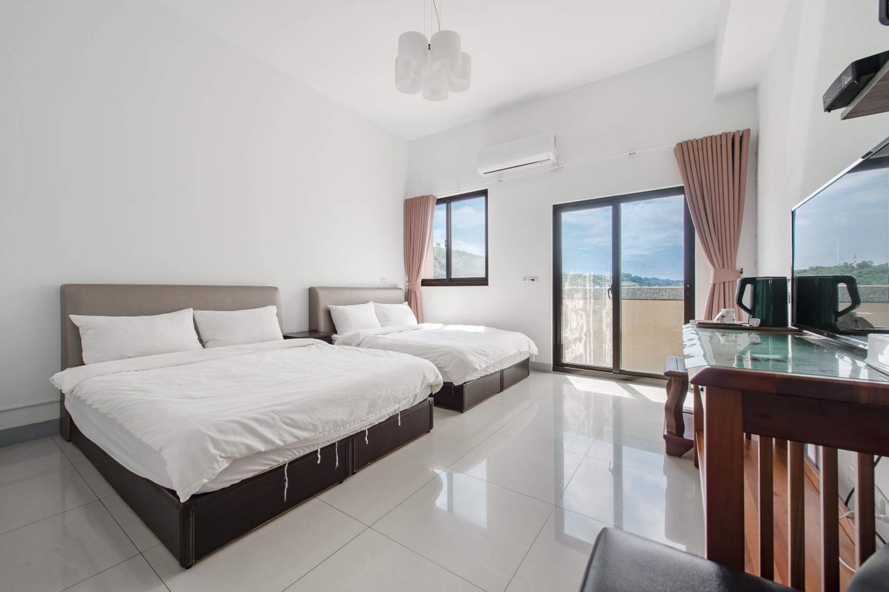 Standard Quadruple Room - Photo 1