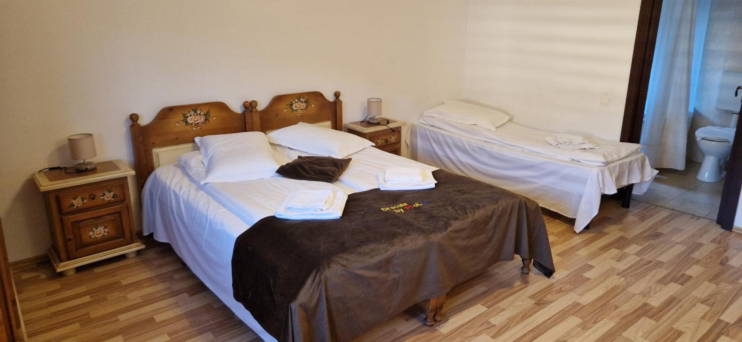Triple Room with Private Bathroom photo 2
