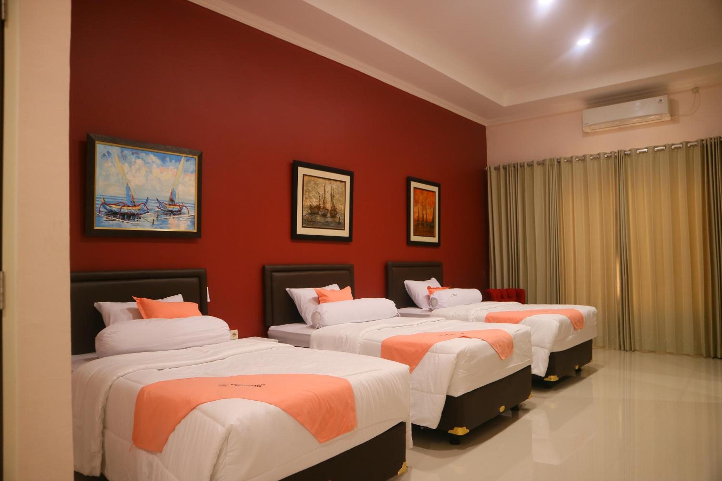 Comfort Triple Room photo 2
