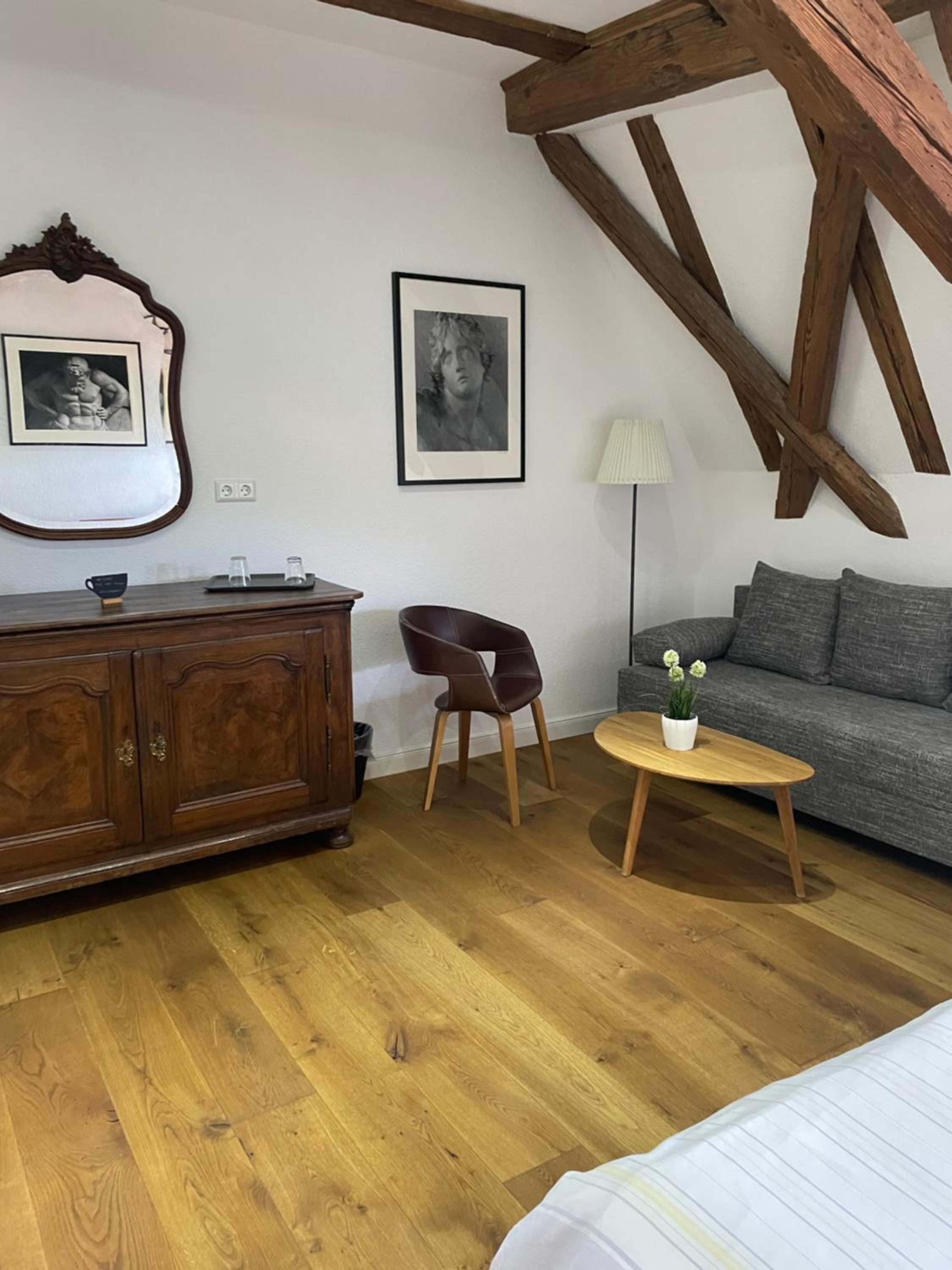Deluxe Double Or Twin Room With River View photo 2