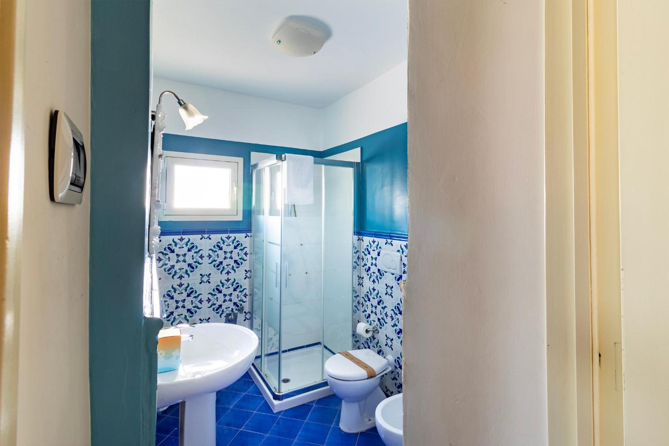 Junior Suite with Terrace - Photo 7