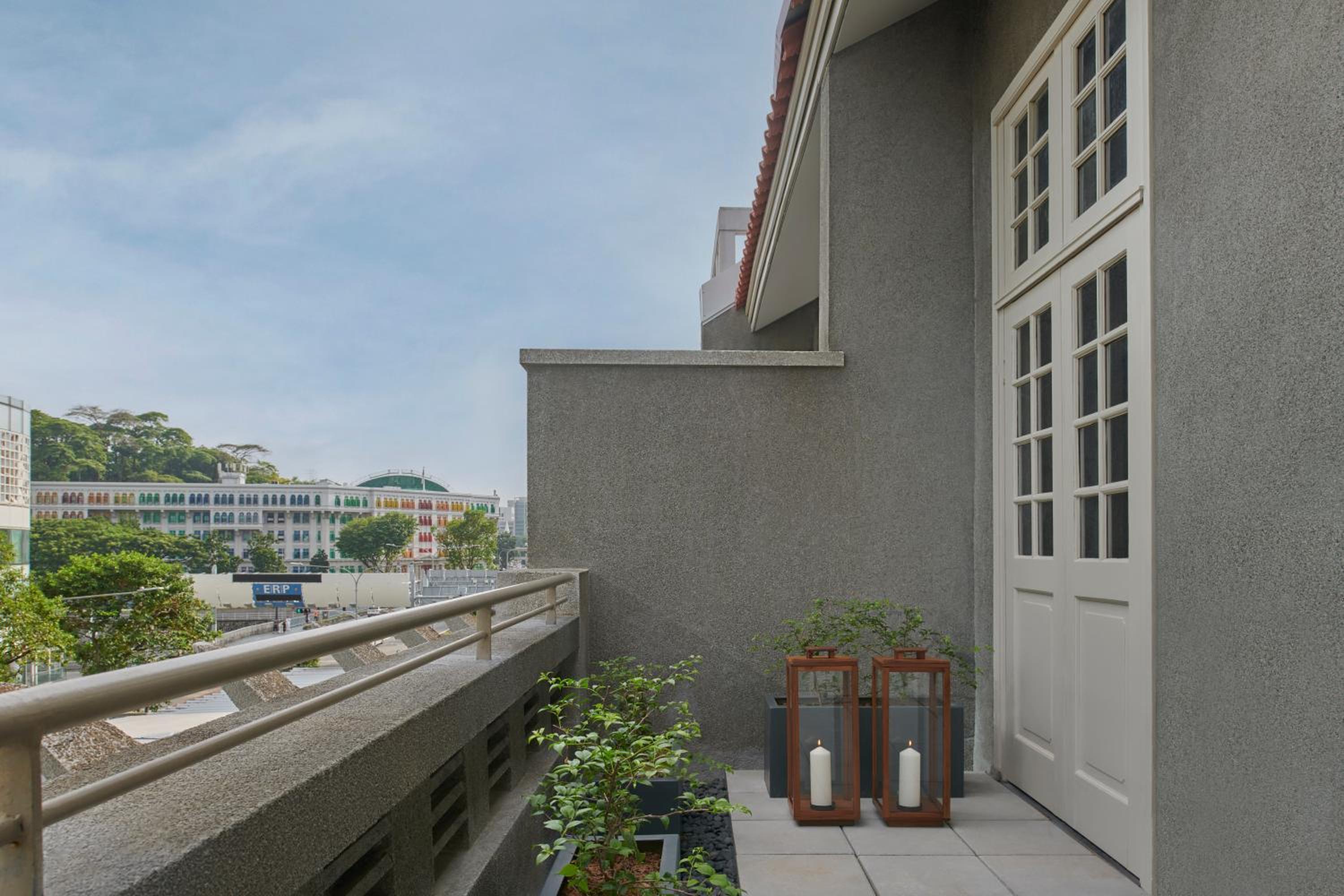 Heritage Balcony Suite photo 3