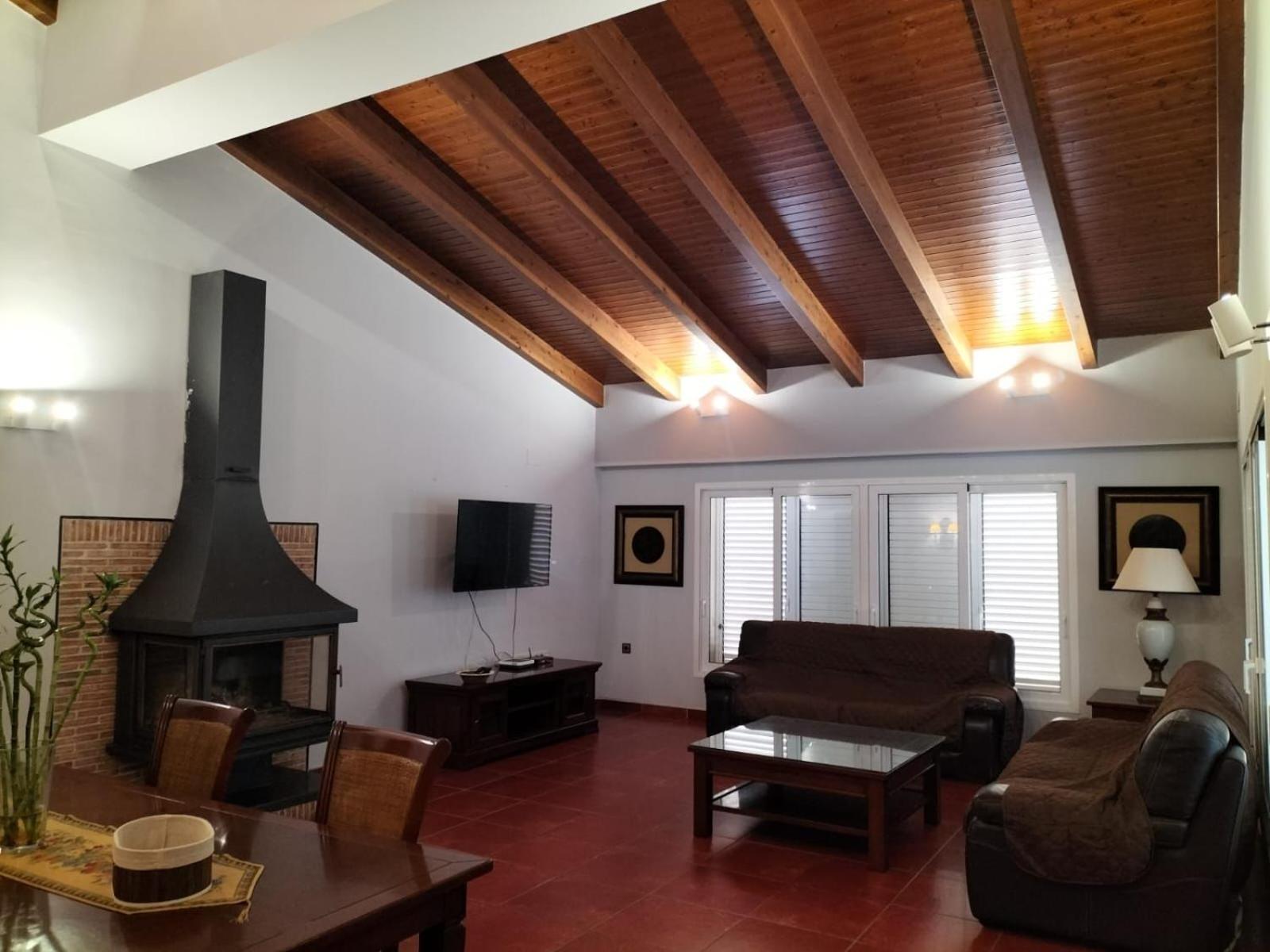 Casa de cuatro habitaciones
