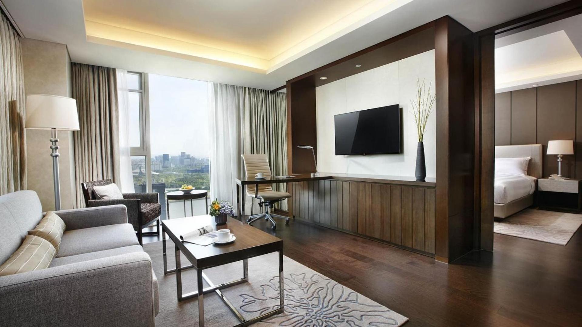 Superior Suite Double Riverview photo 2