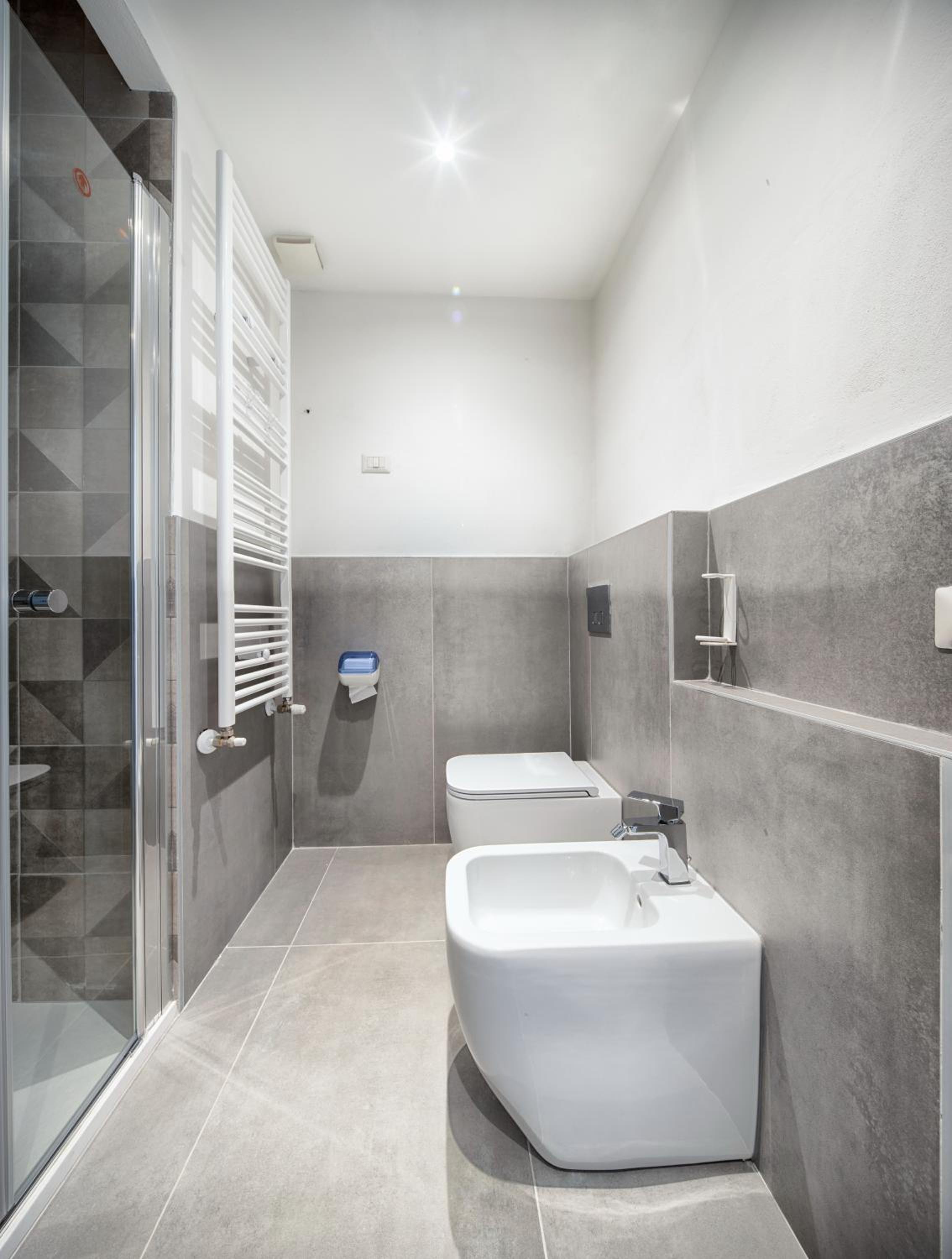 Double Room - Photo 2