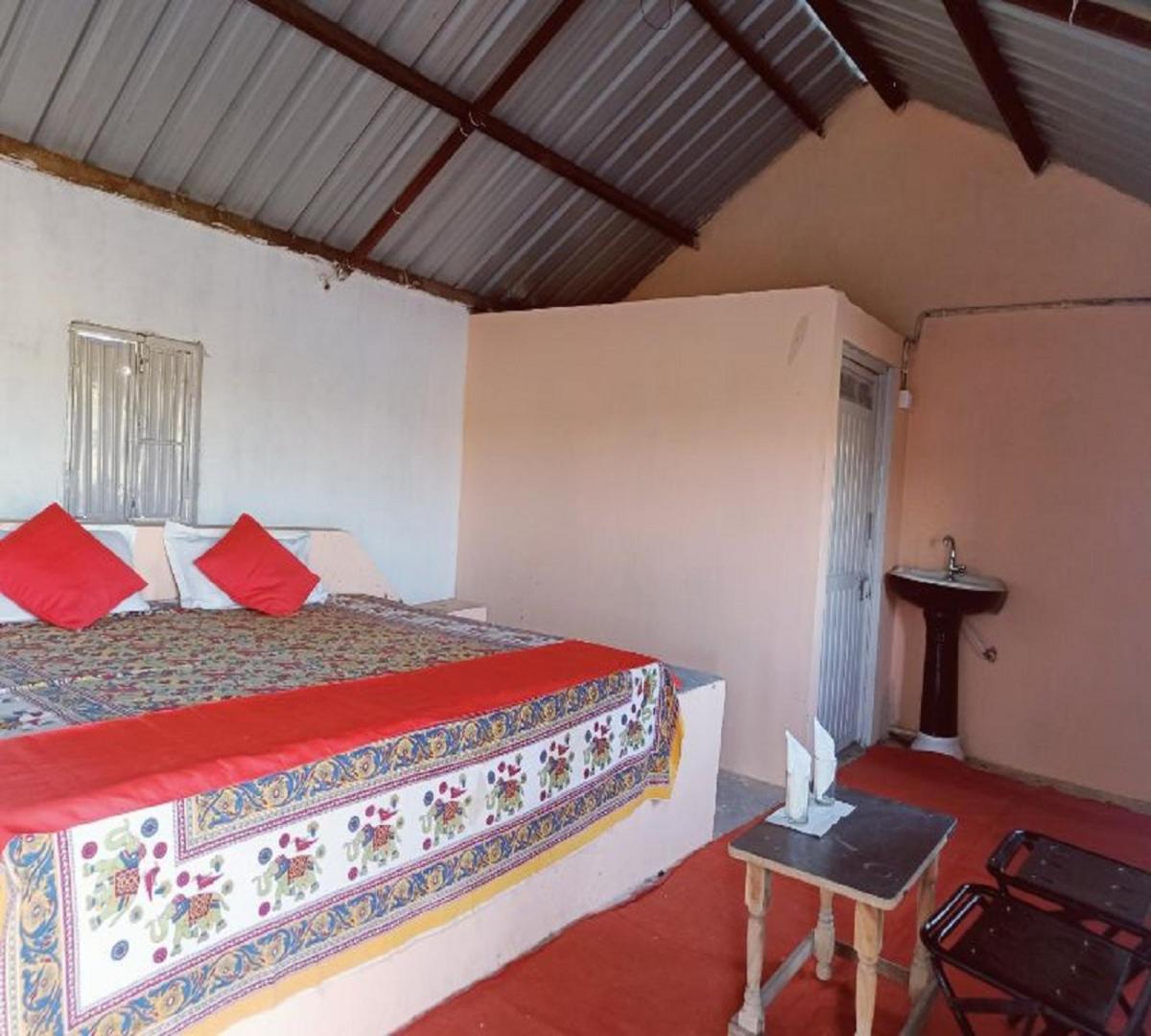 Deluxe Double Room With Bath