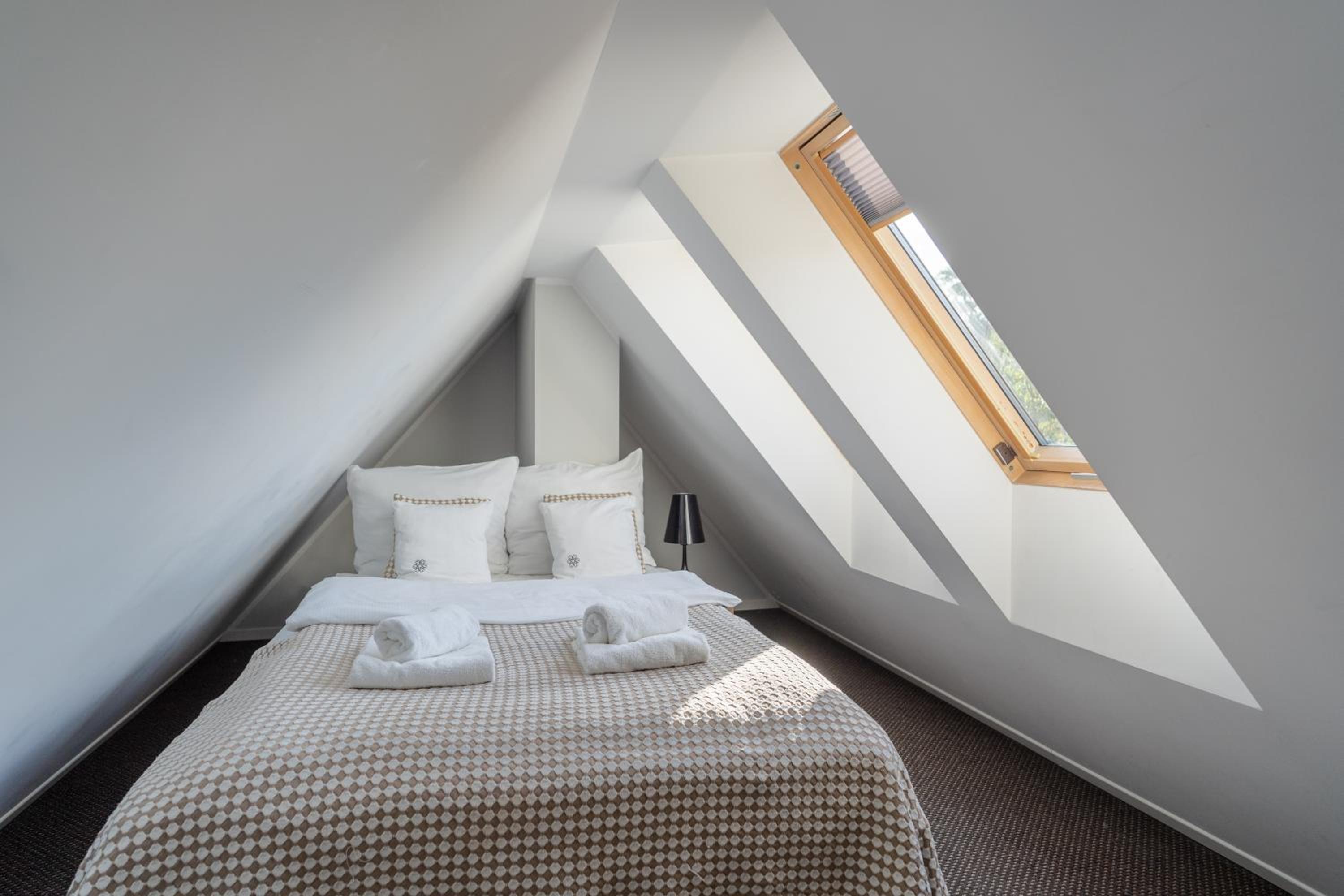 Two-Bedroom Apartment VIP with Sauna, Elevator & Garage photo 1