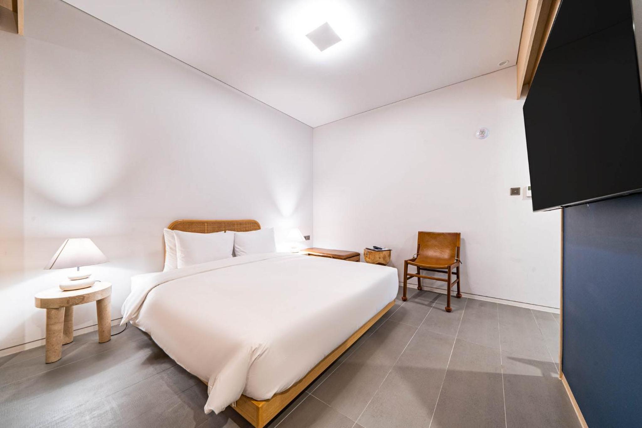 Deluxe Double Room - Photo 1