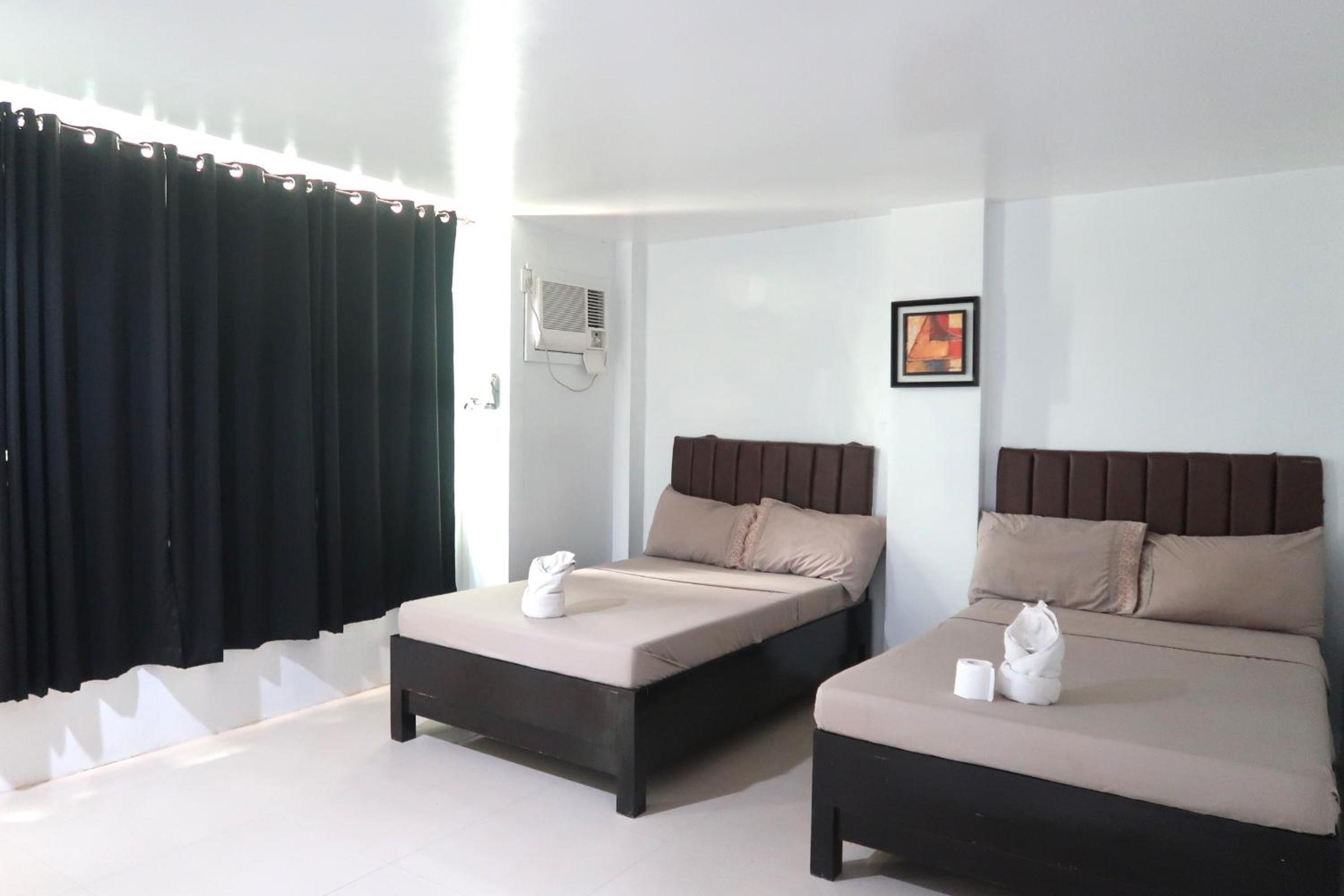 Standard Double or Twin Room photo 2