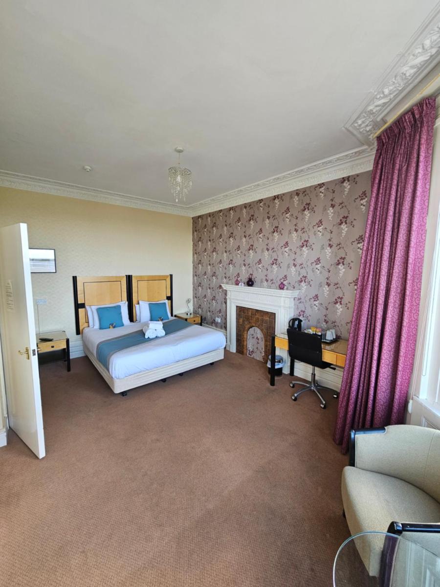 Double Room with Sea View photo 3