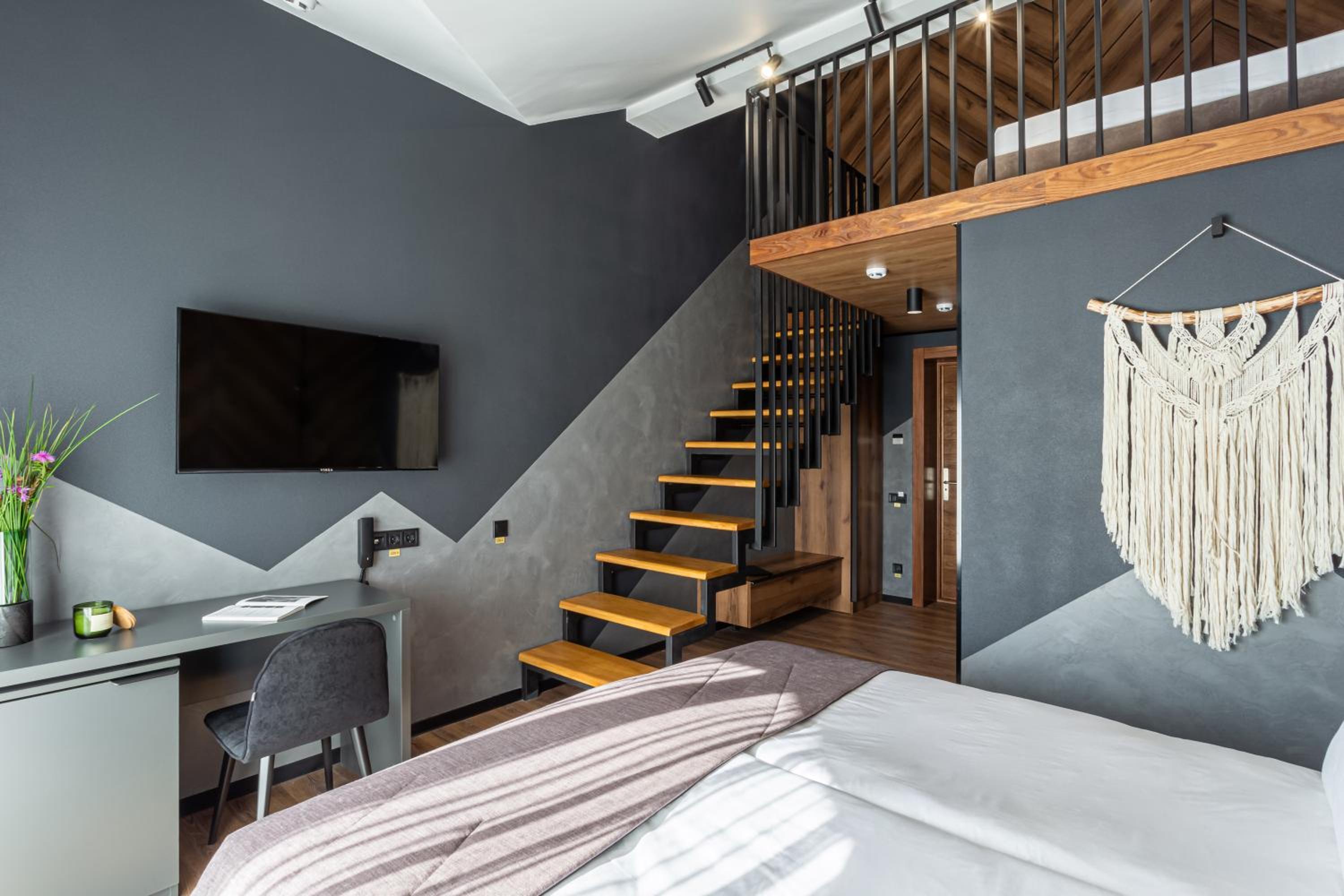 Duplex Quadruple Room
