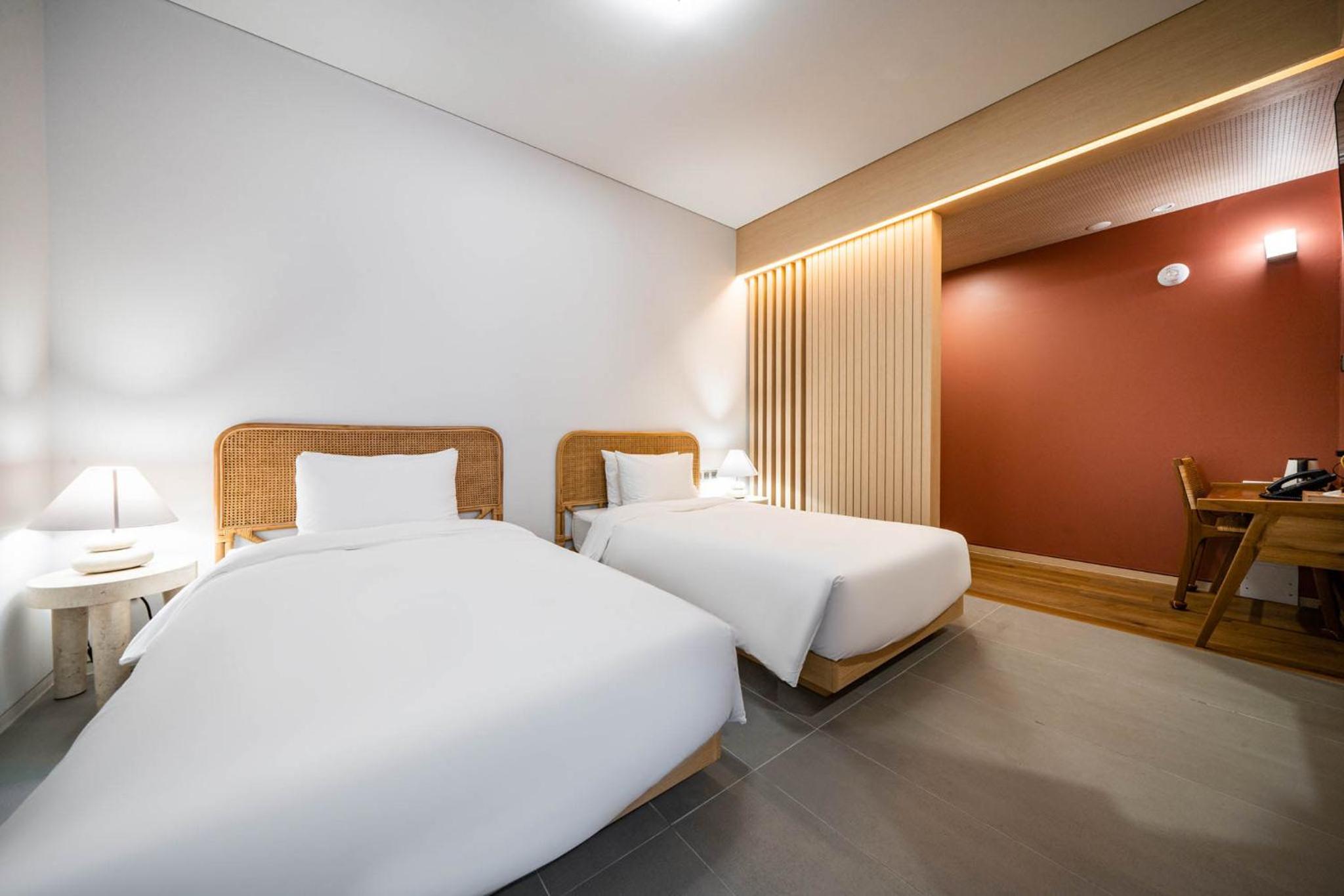 Superior Twin Room - Photo 1