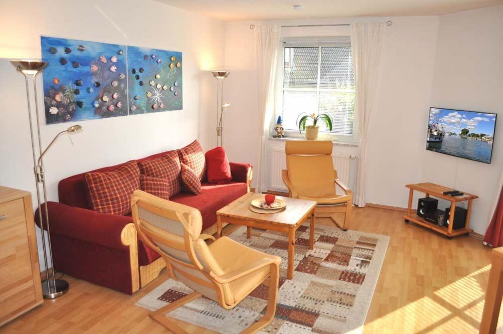 One-Bedroom Apartment photo 2