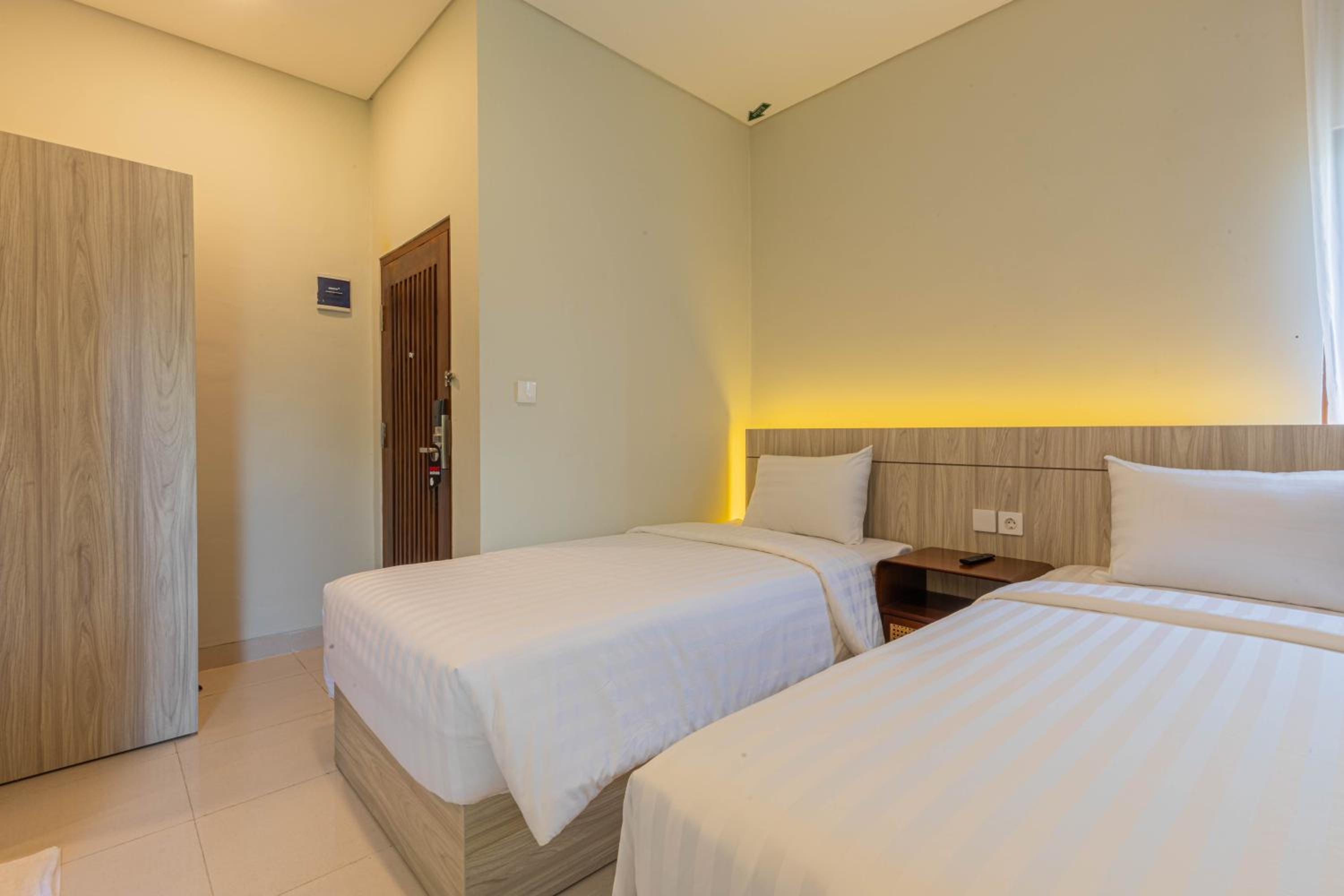 Superior Twin Room - Photo 17