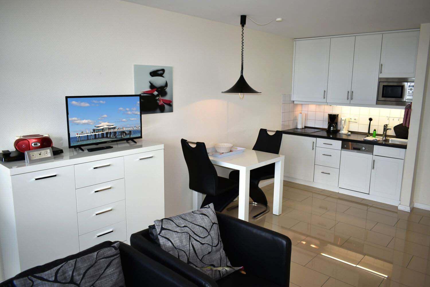 Apartment with Sea View photo 3