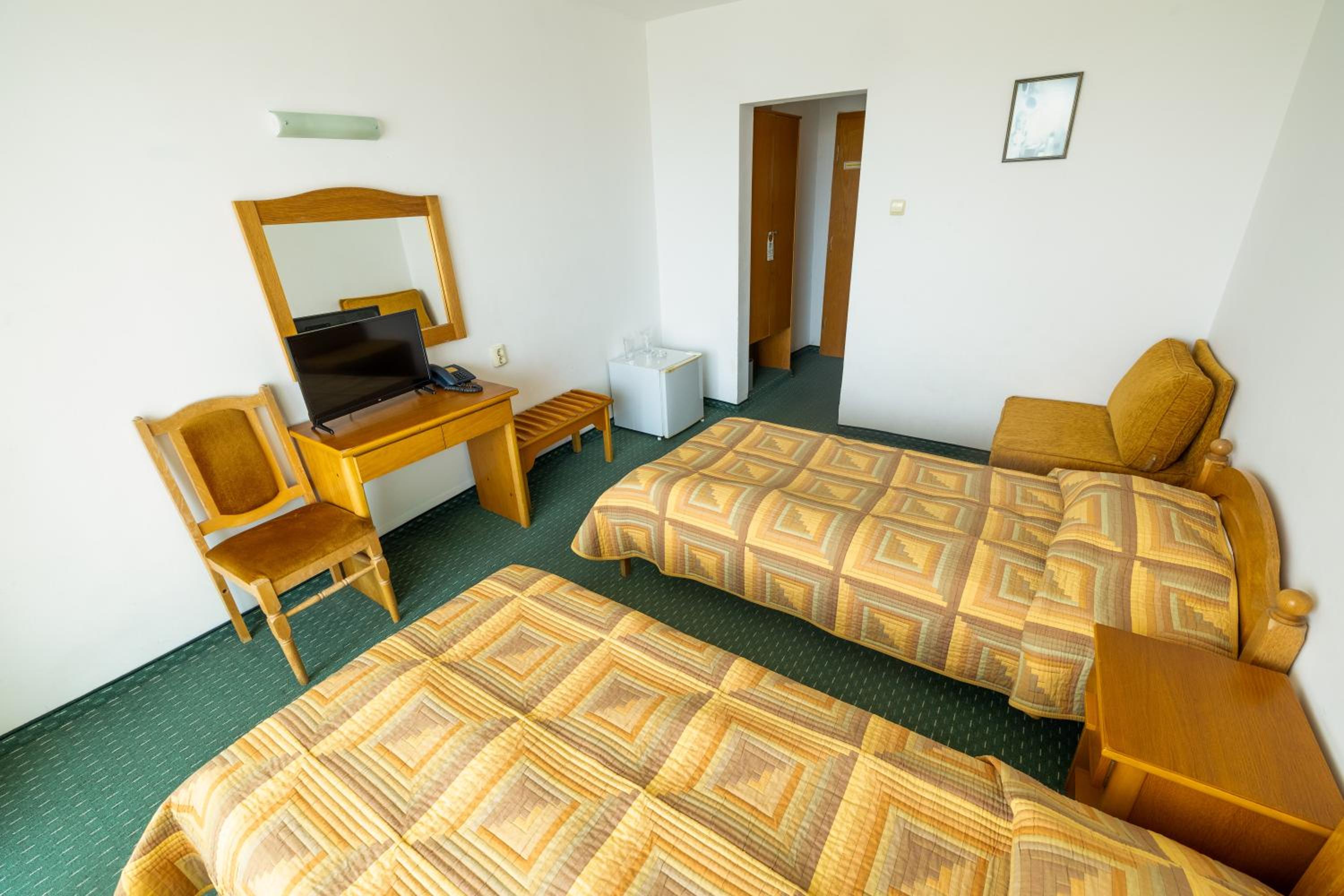 Standard Twin Room photo 3