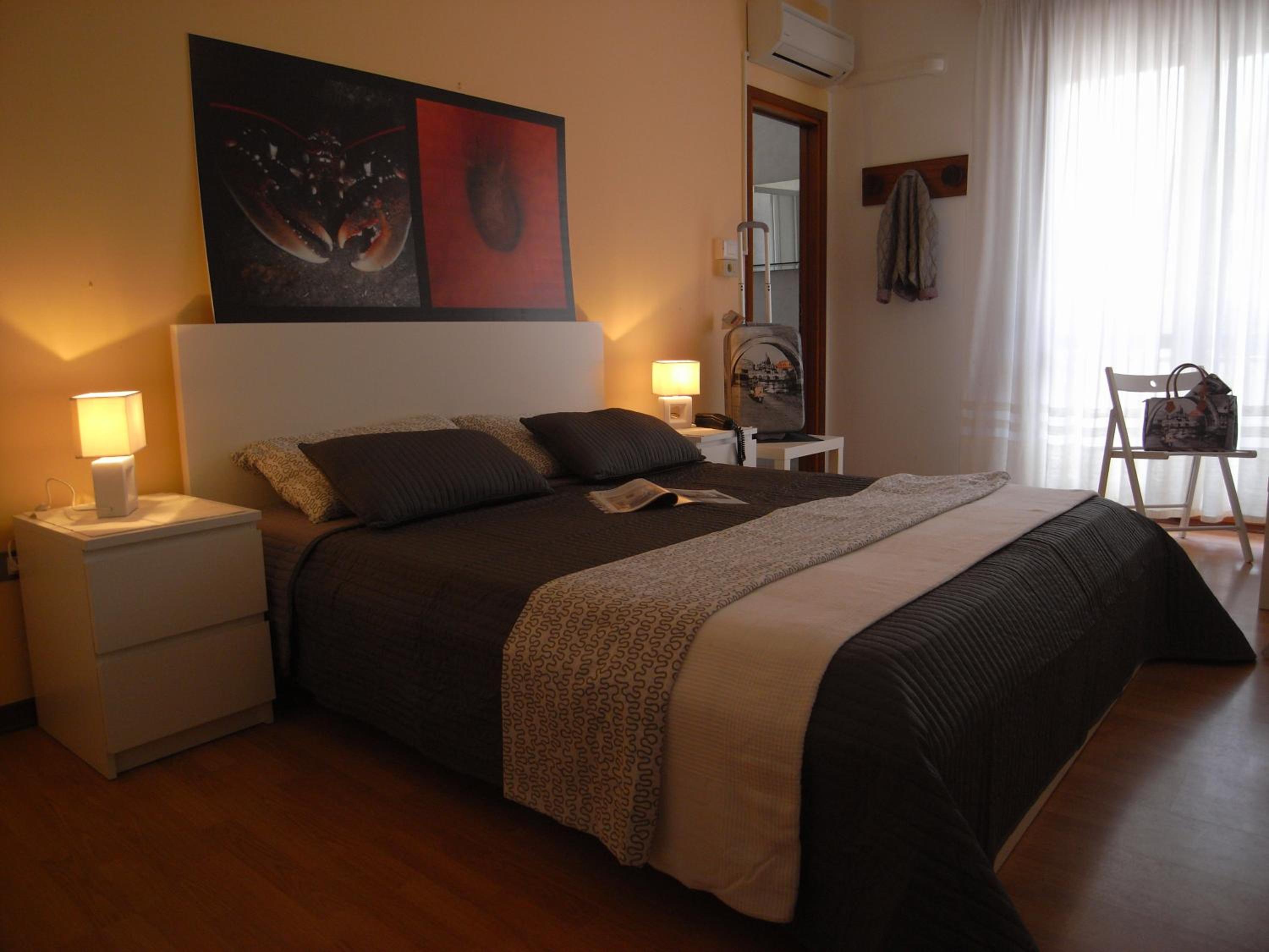 Double Room - Photo 1