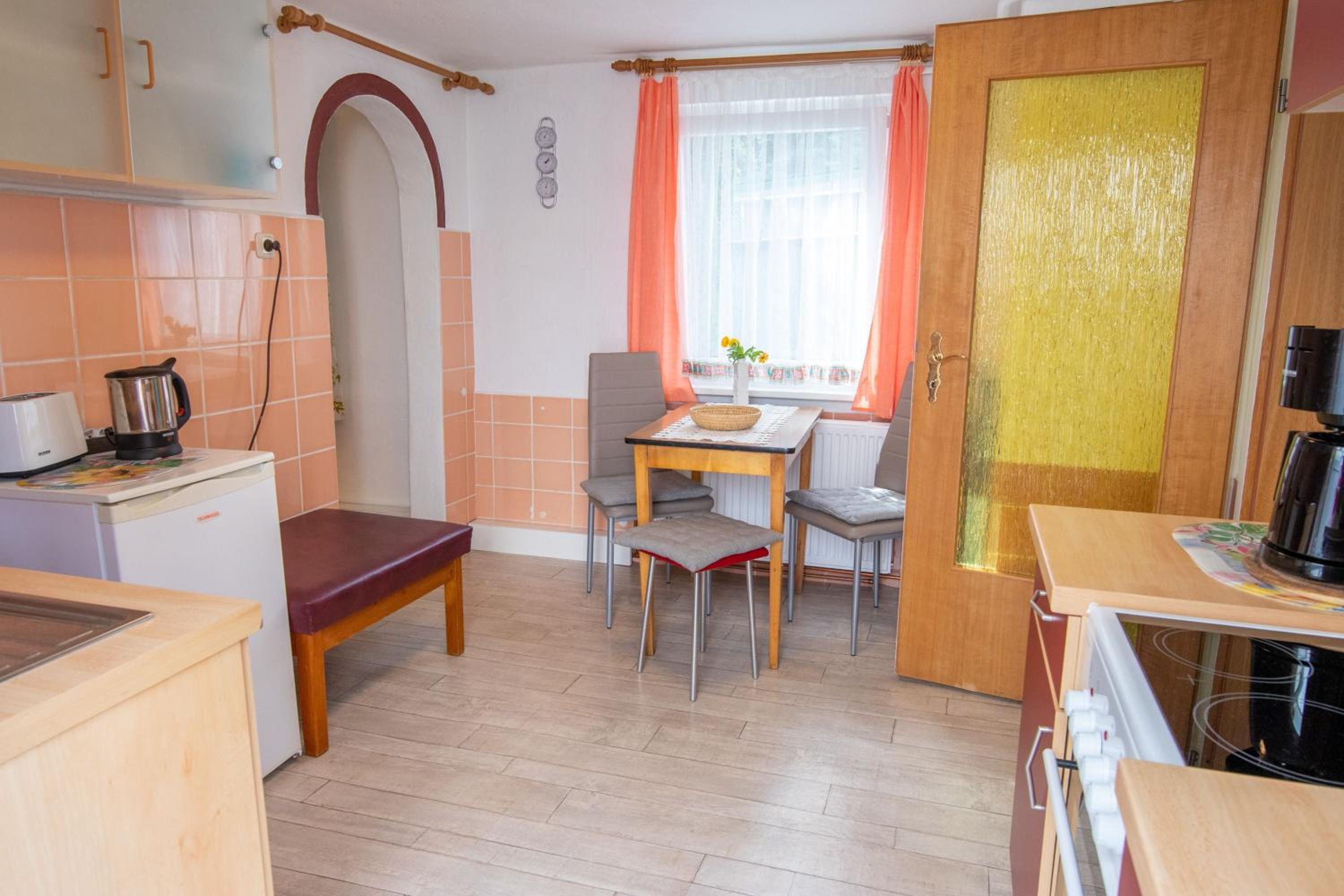 One-Bedroom House photo 2
