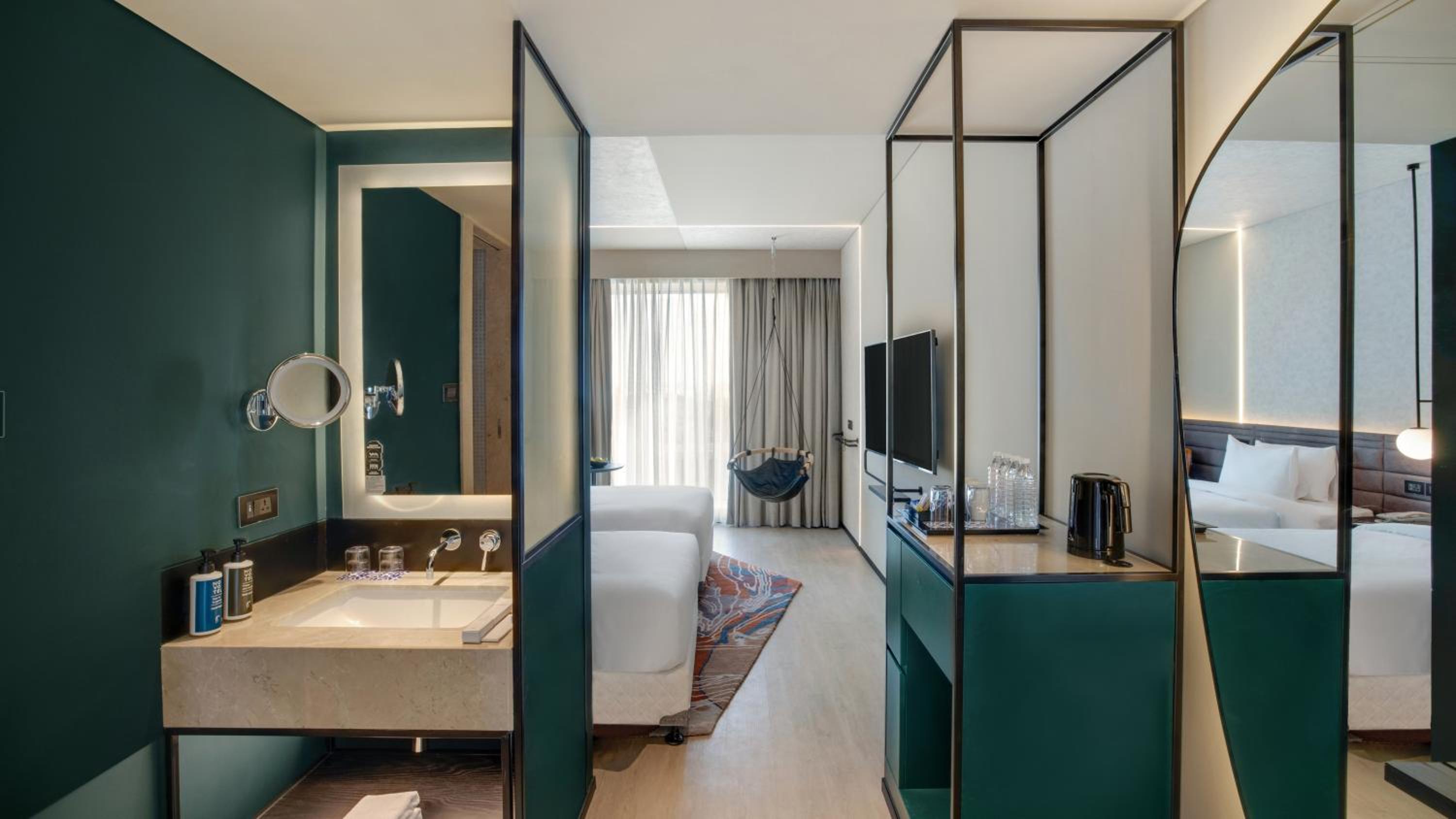Premier Twin Room with Complimentary IMFL from 6:00 pm to 8 pm at Barcode and Shared Airport Transfer - Photo 3