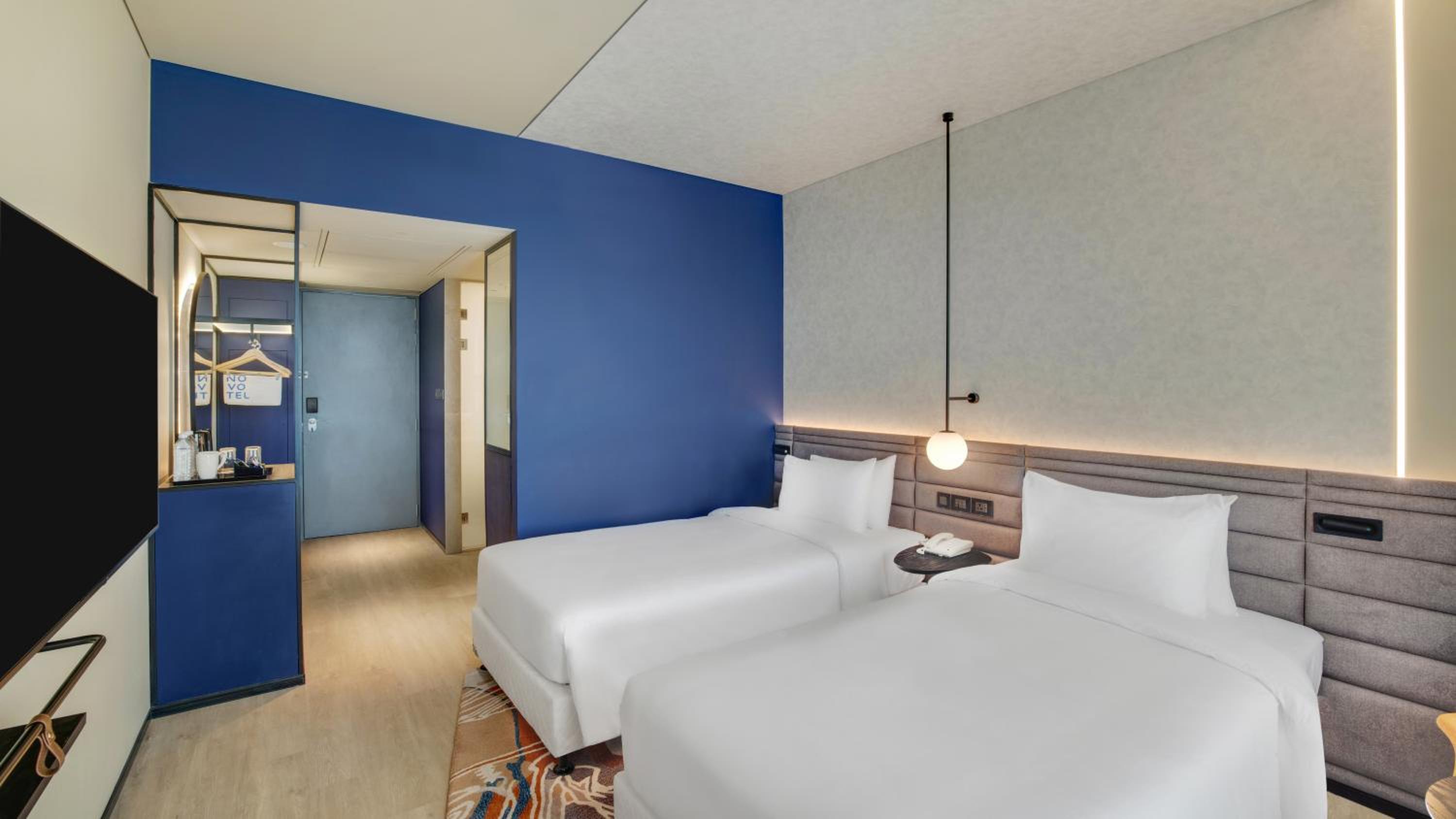 Premier Twin Room with Complimentary IMFL from 6:00 pm to 8 pm at Barcode and Shared Airport Transfer - Photo 2