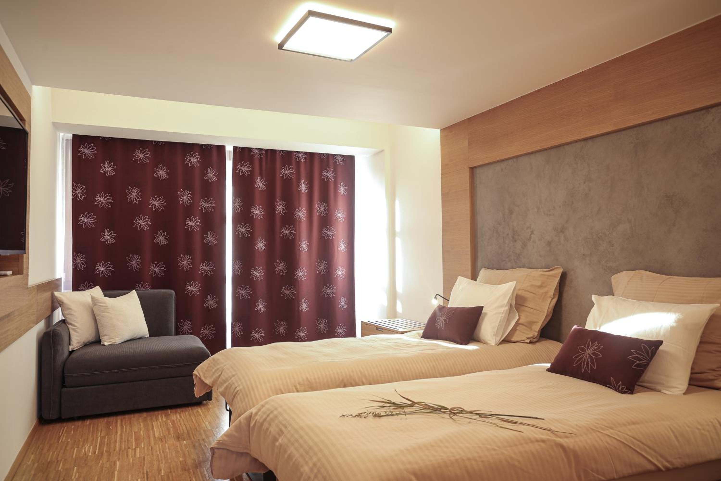 Superior Twin Room photo 2