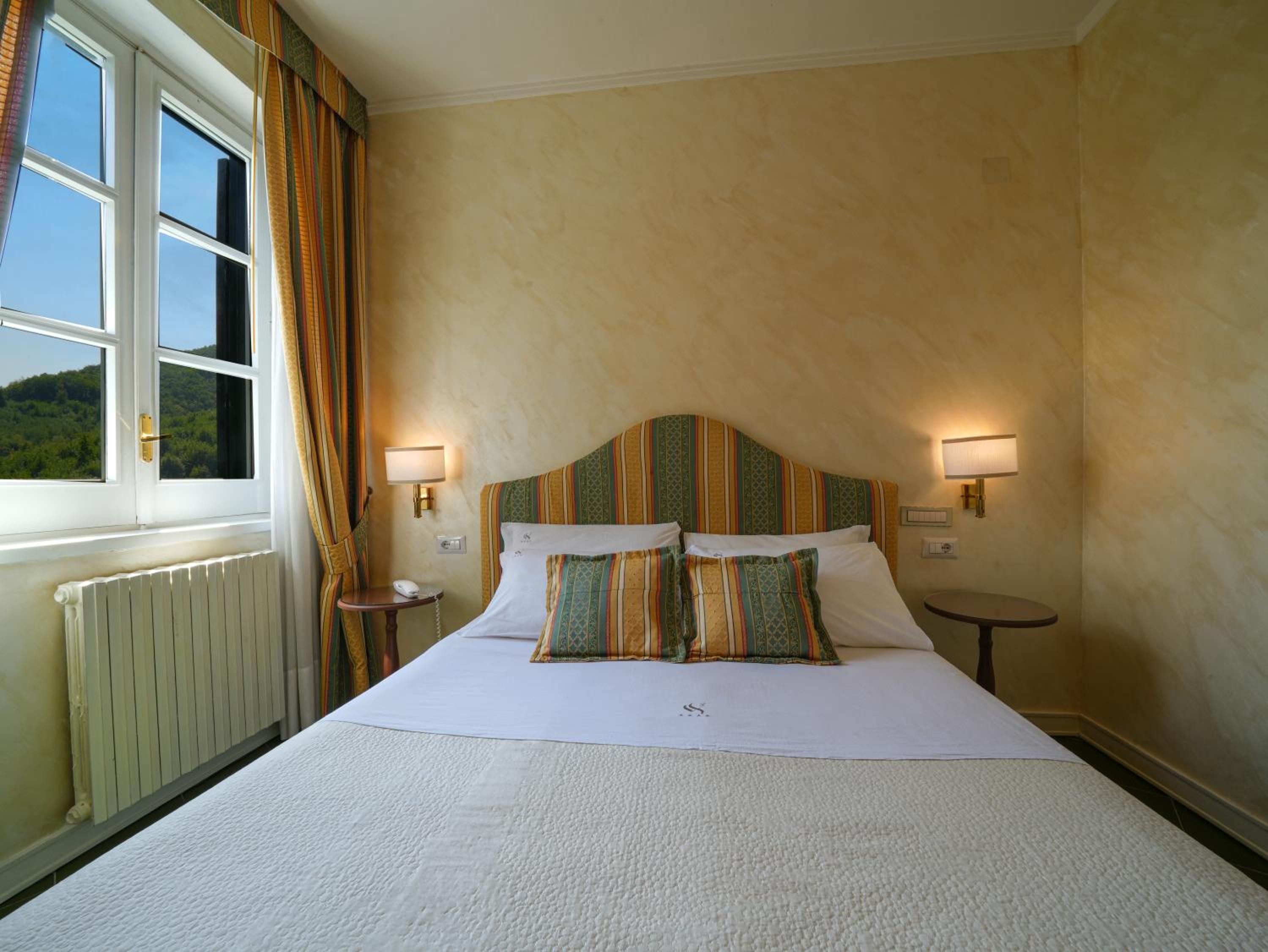 Standard Double Room - Photo 1