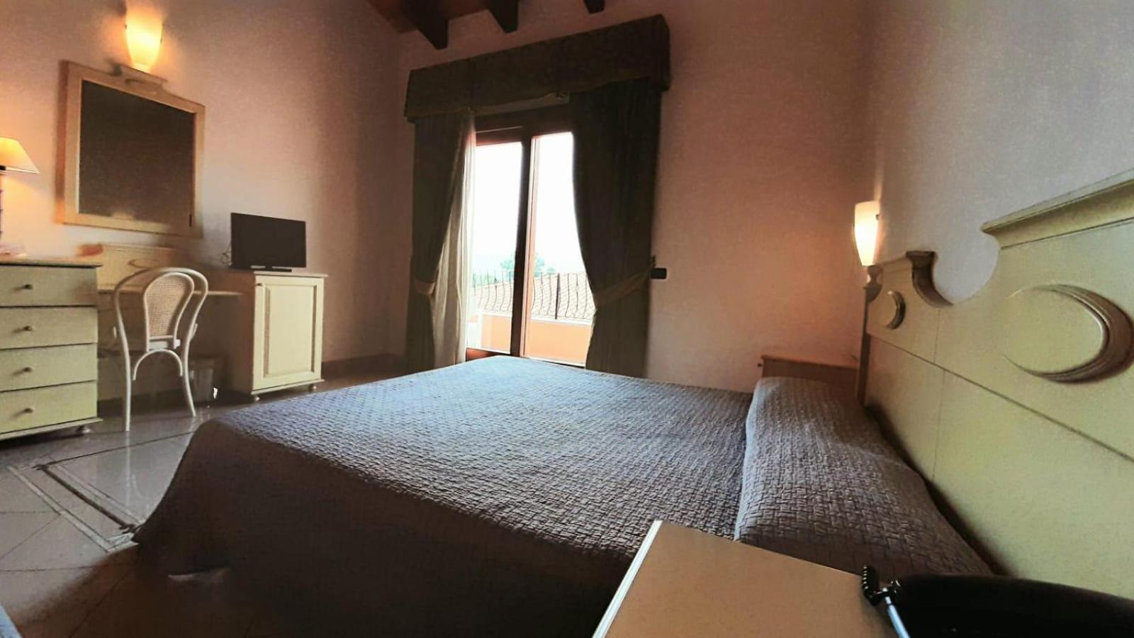 Standard Double Or Twin Room photo 1