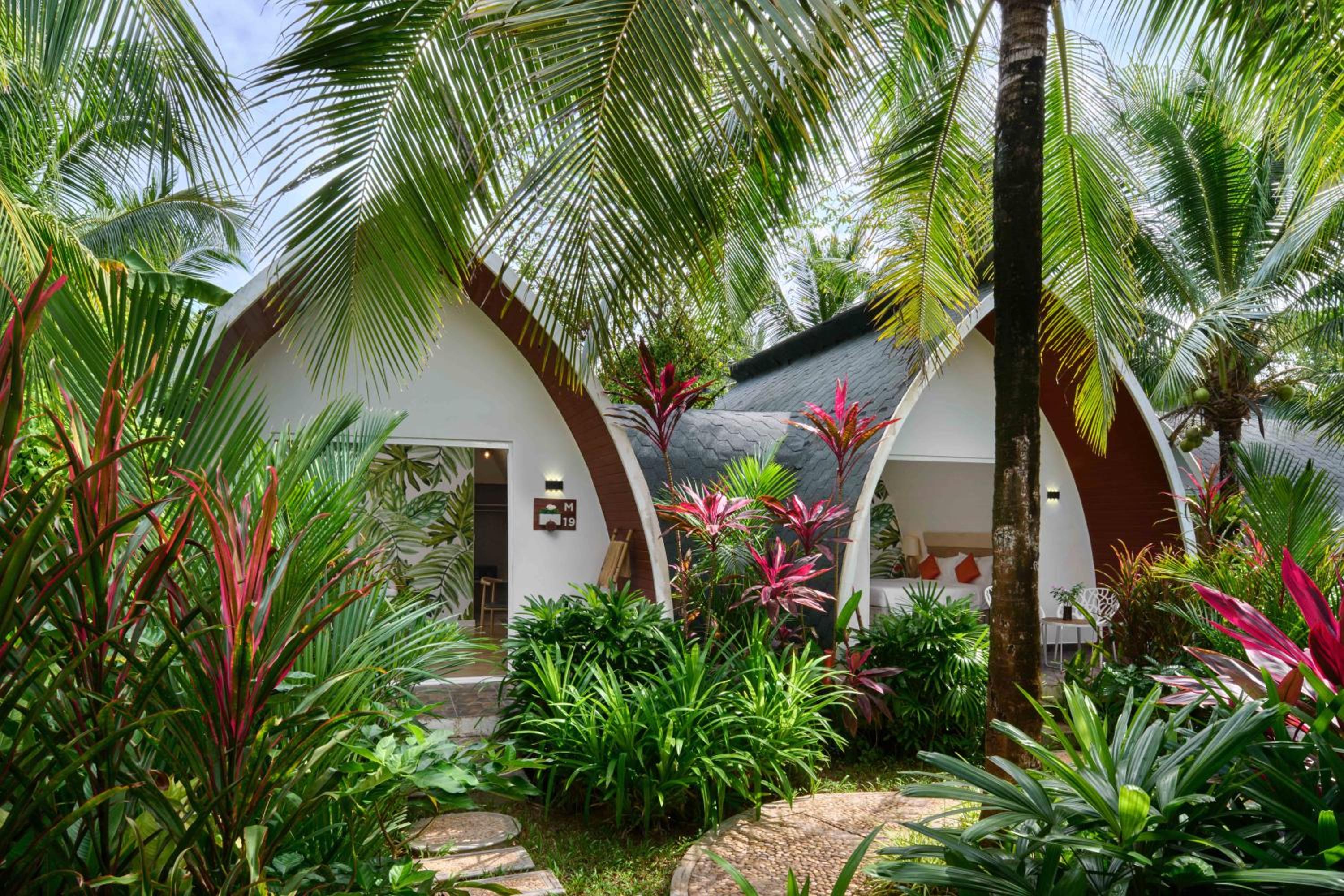 Family Bungalow Garden View