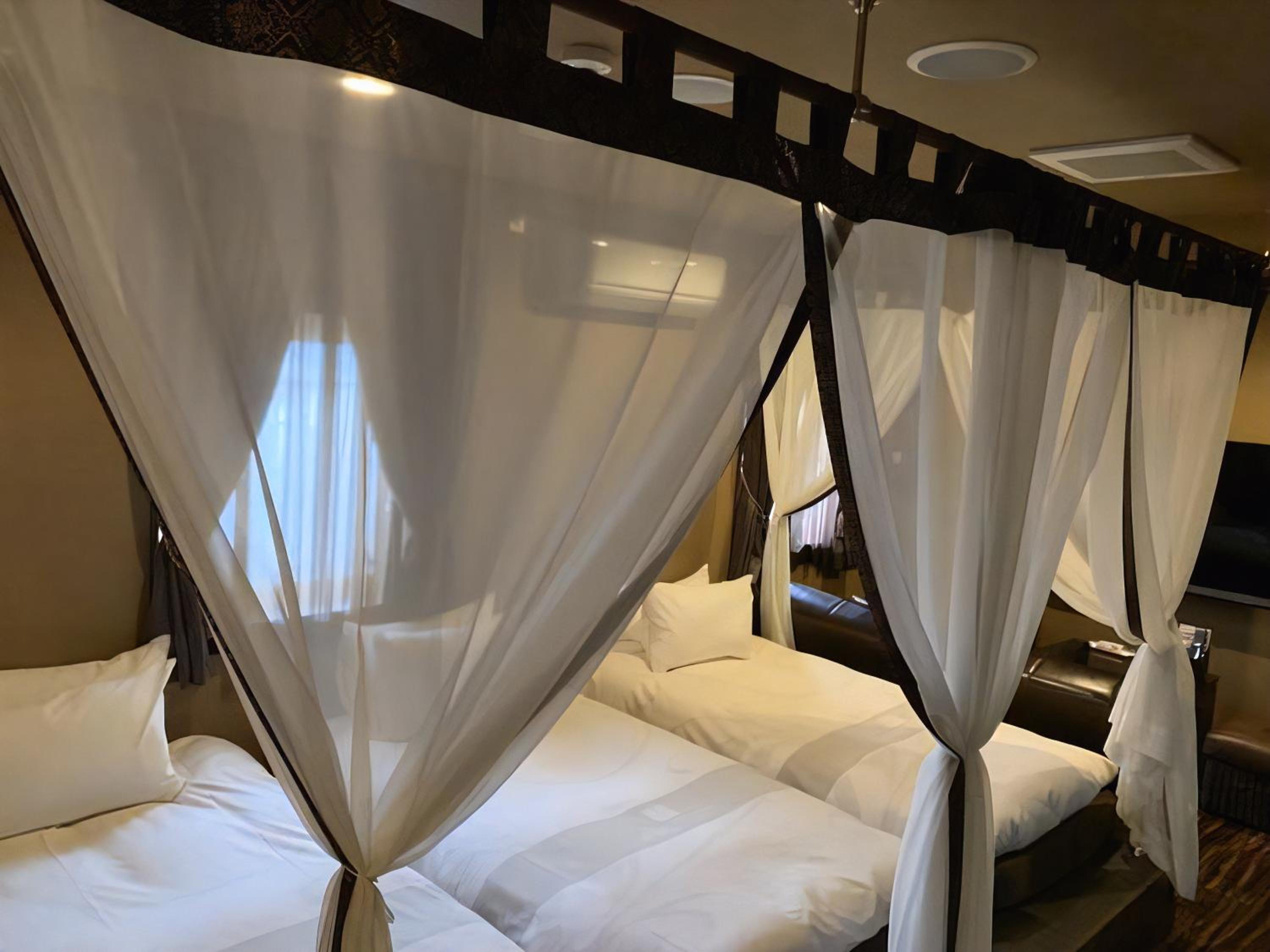 Deluxe Triple - 3 Single Beds - Non-Smoking - Complimentary Club Lounge Access
