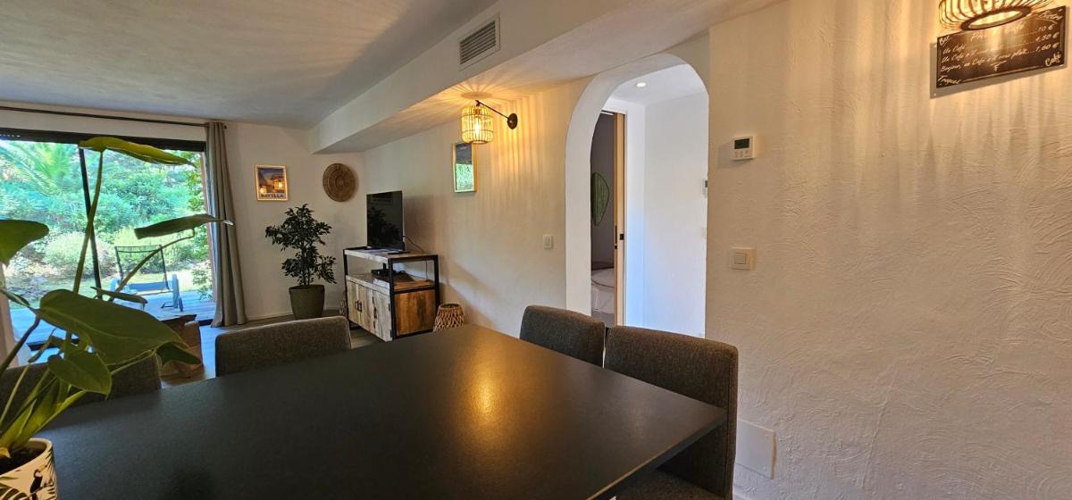 Superior Villa photo 2