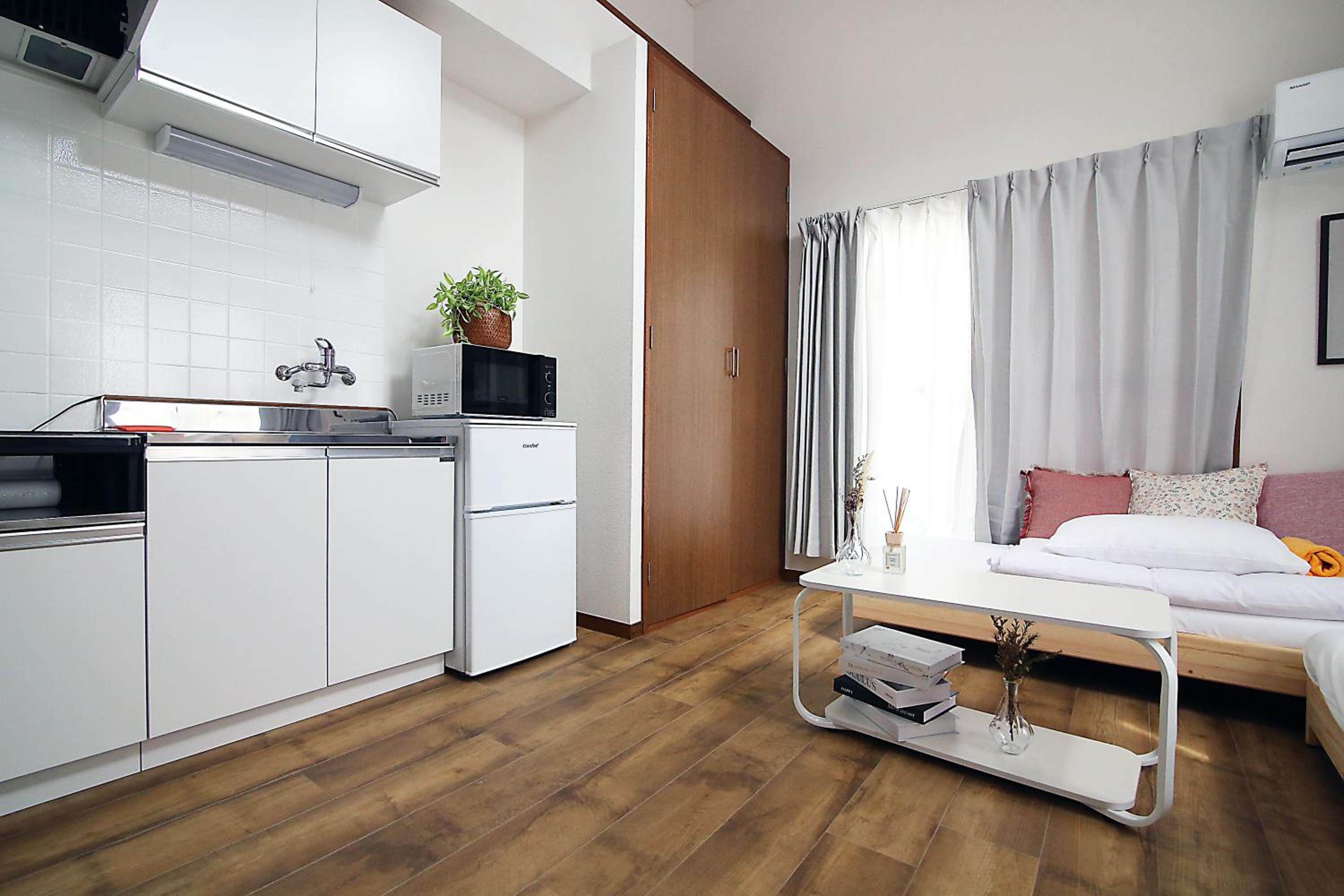 Basic Triple Room photo 3