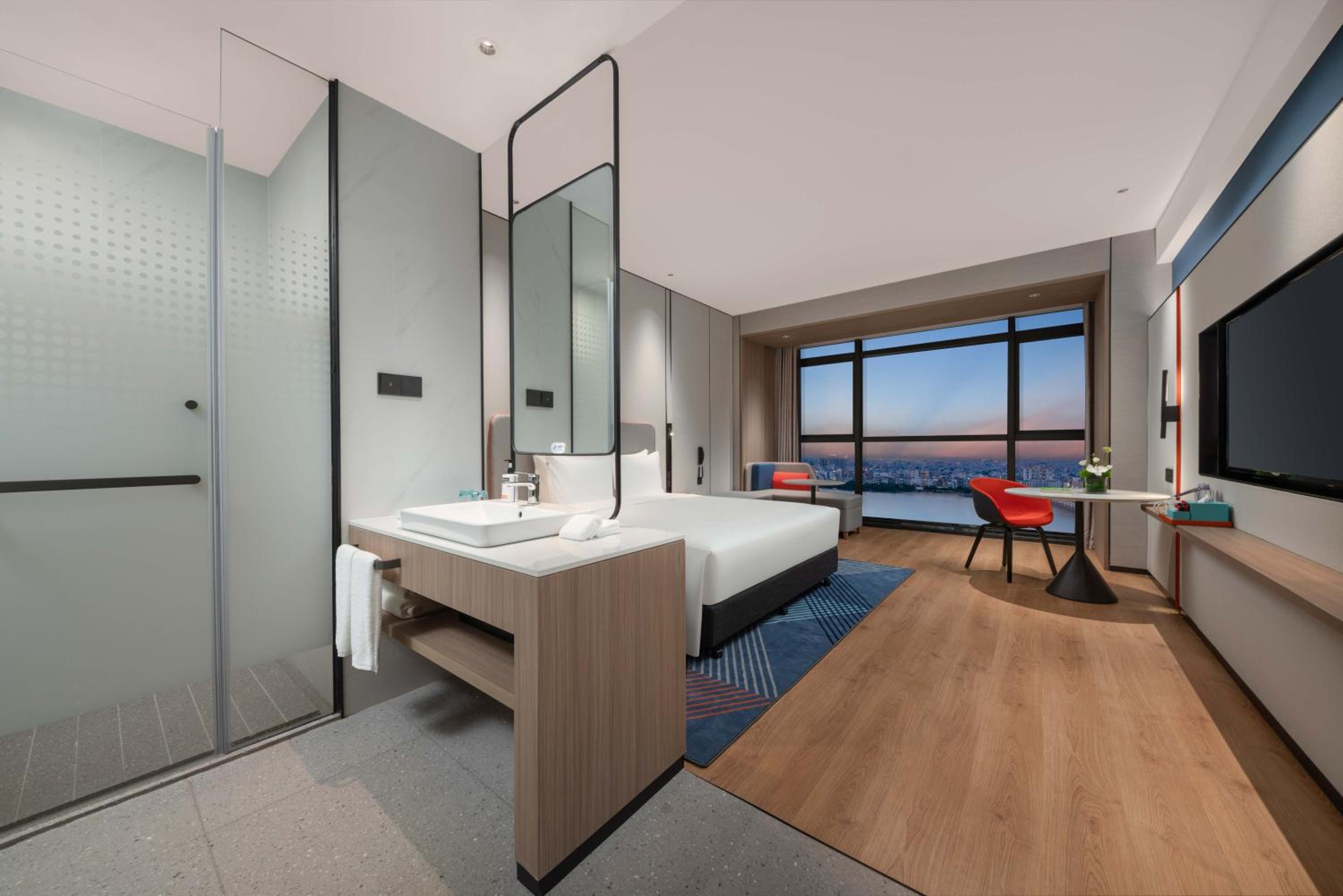1 King Standard Extra Floor Space River View photo 3