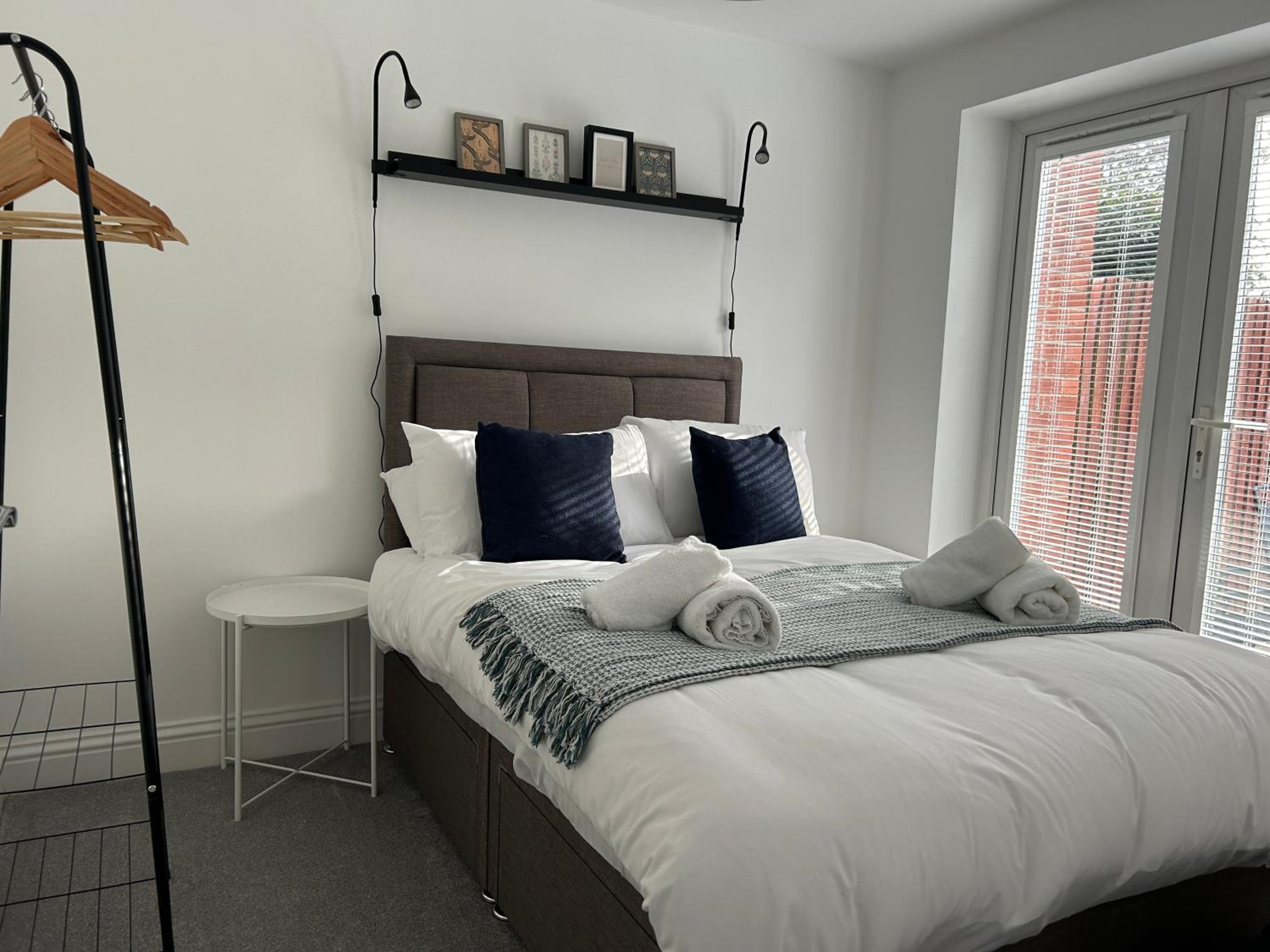 Three-Bedroom House photo 1