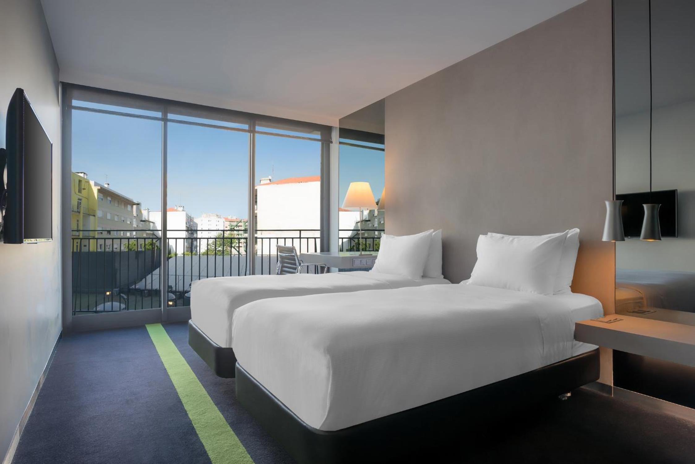 Twin Room - Photo 1