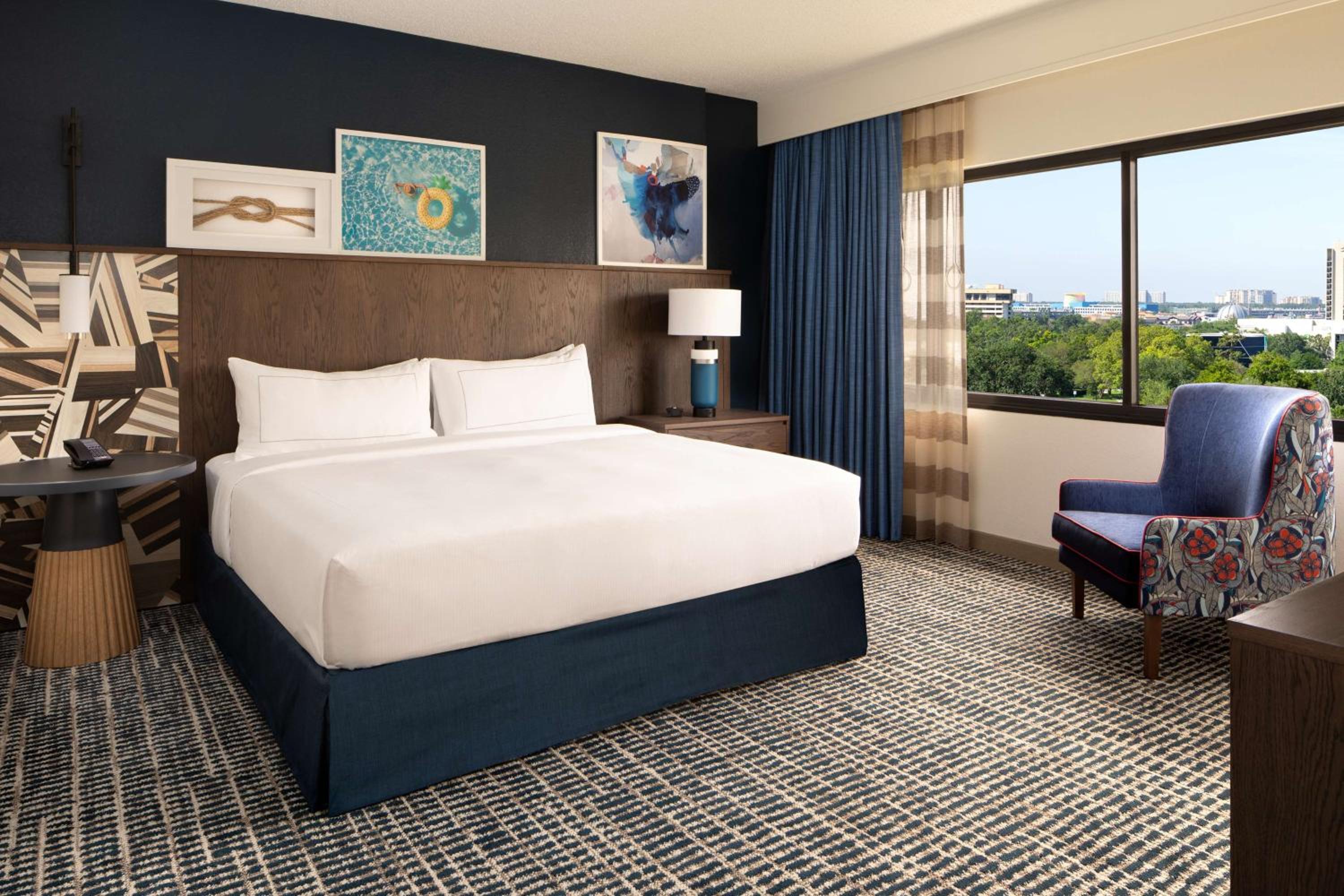 One-Bedroom Superior King Suite