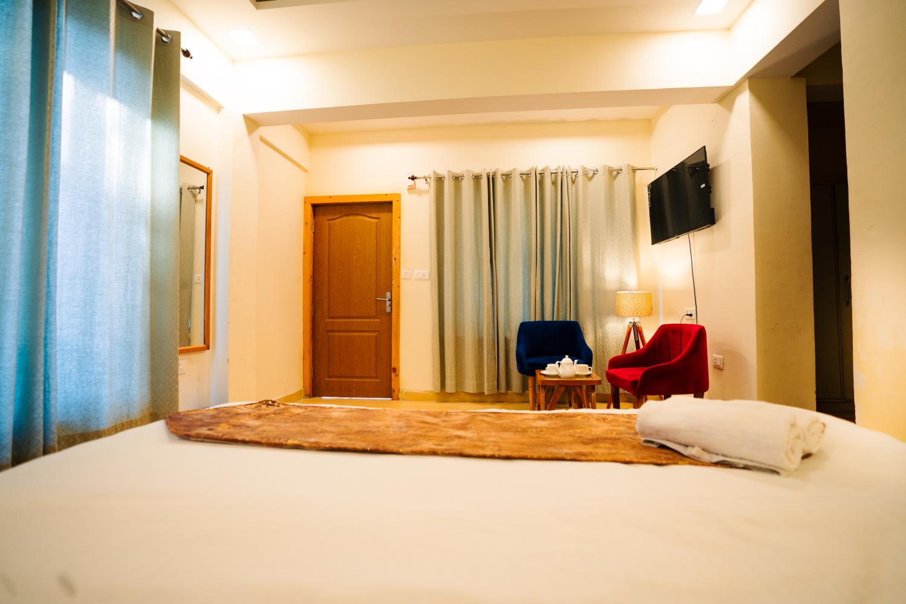 Deluxe Double Room photo 3