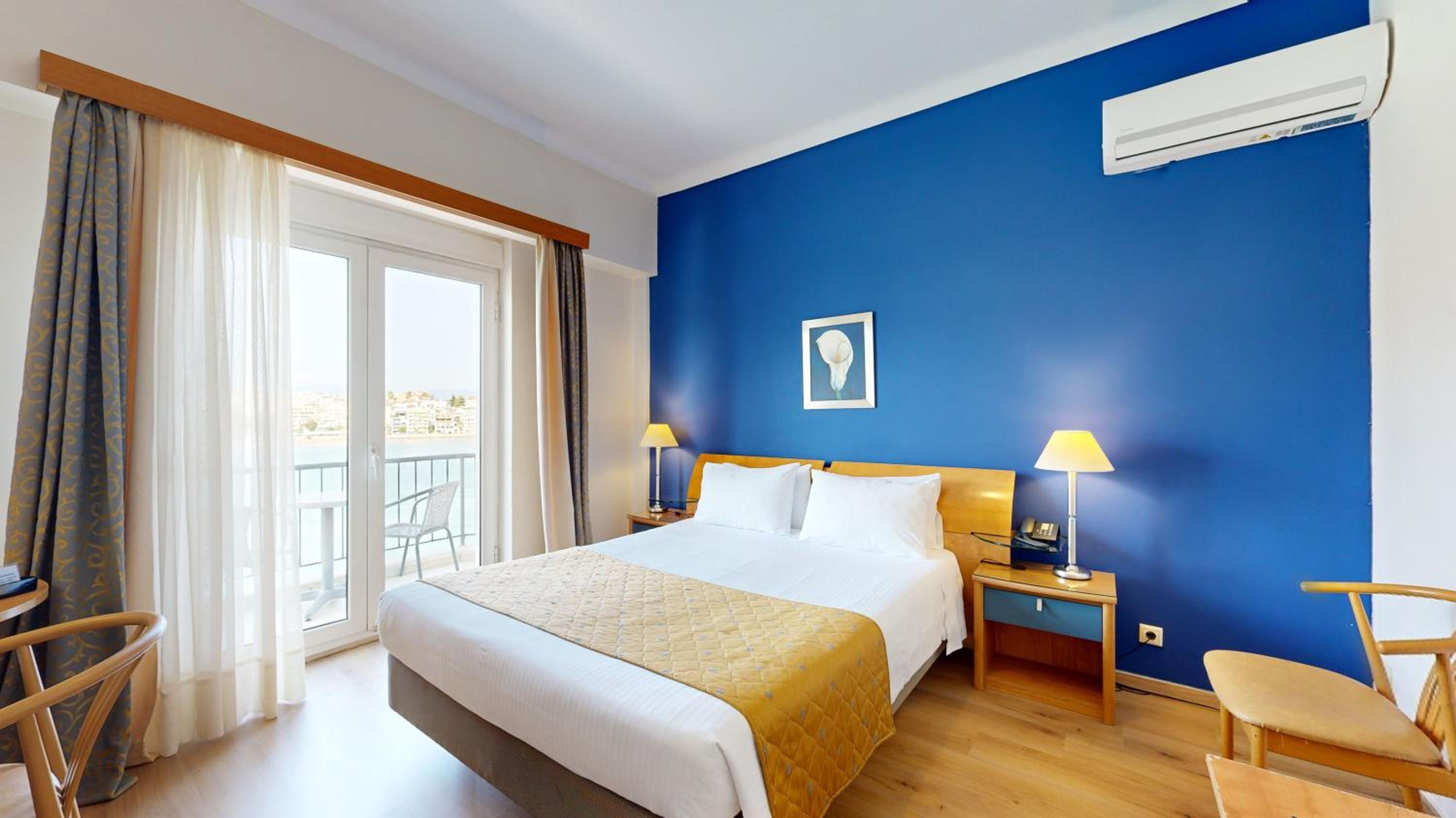  Superior Double or Twin Room with Sea view - Photo 1