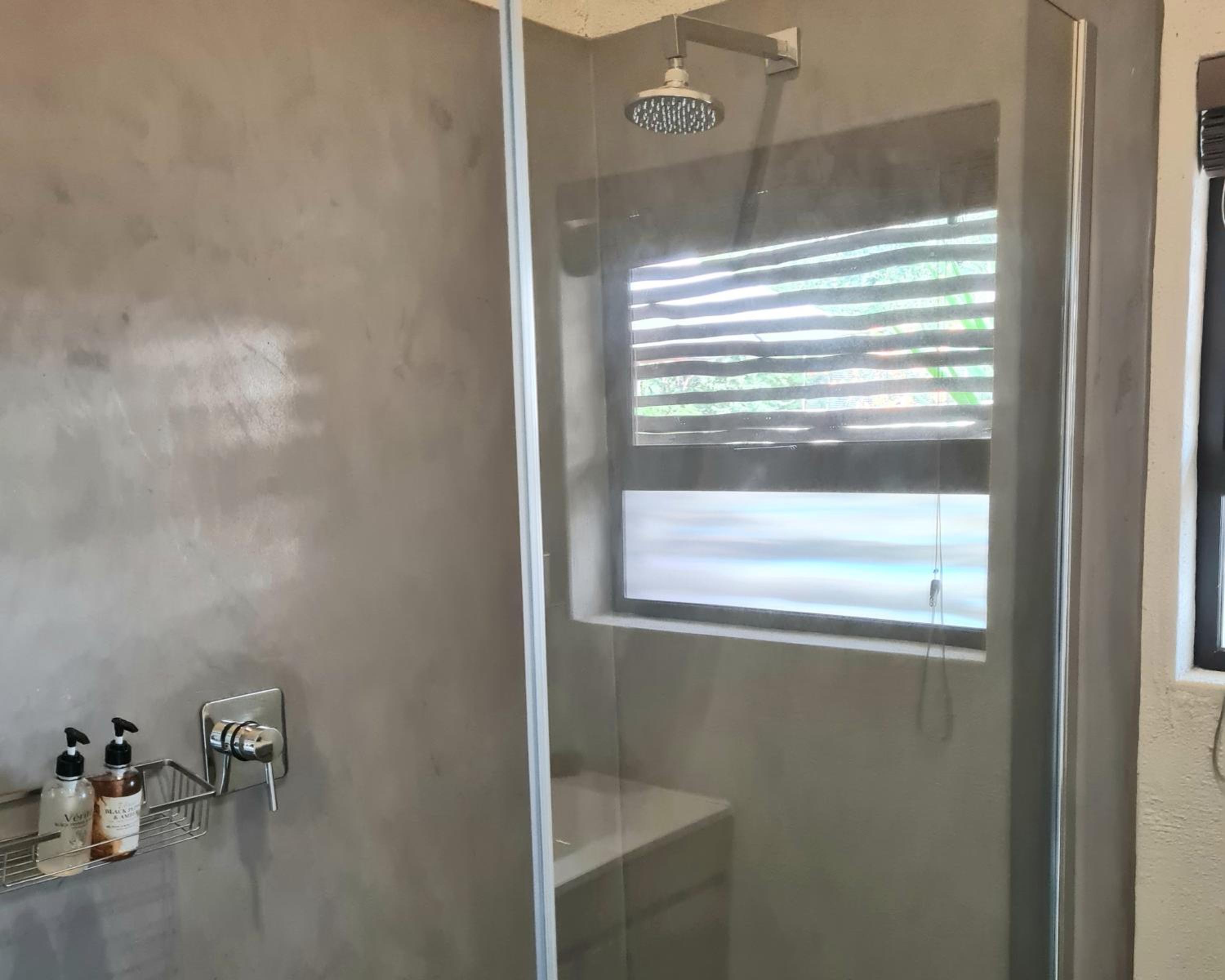 King Room with Garden View photo 2