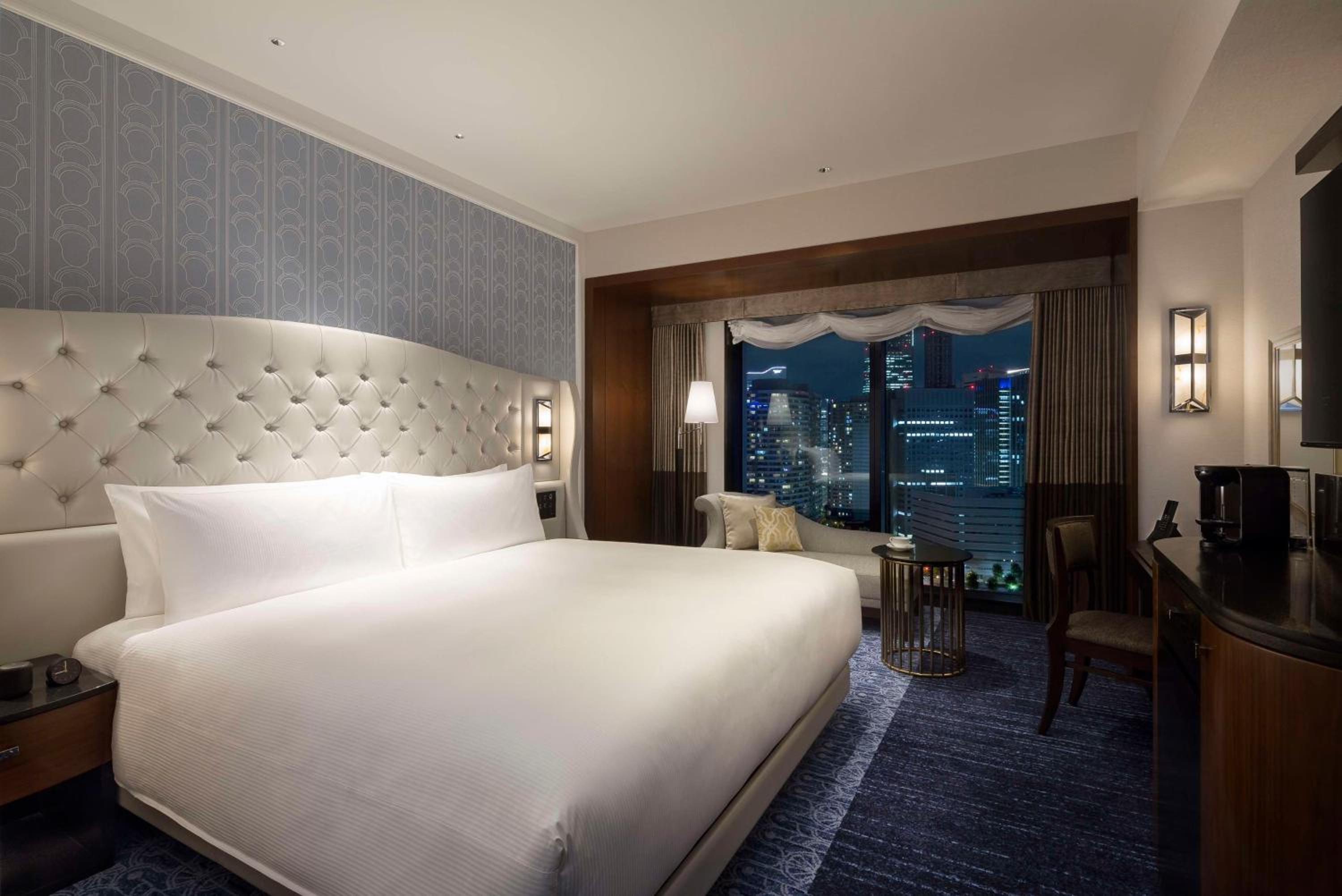 Deluxe King Room - High Floor - Photo 10