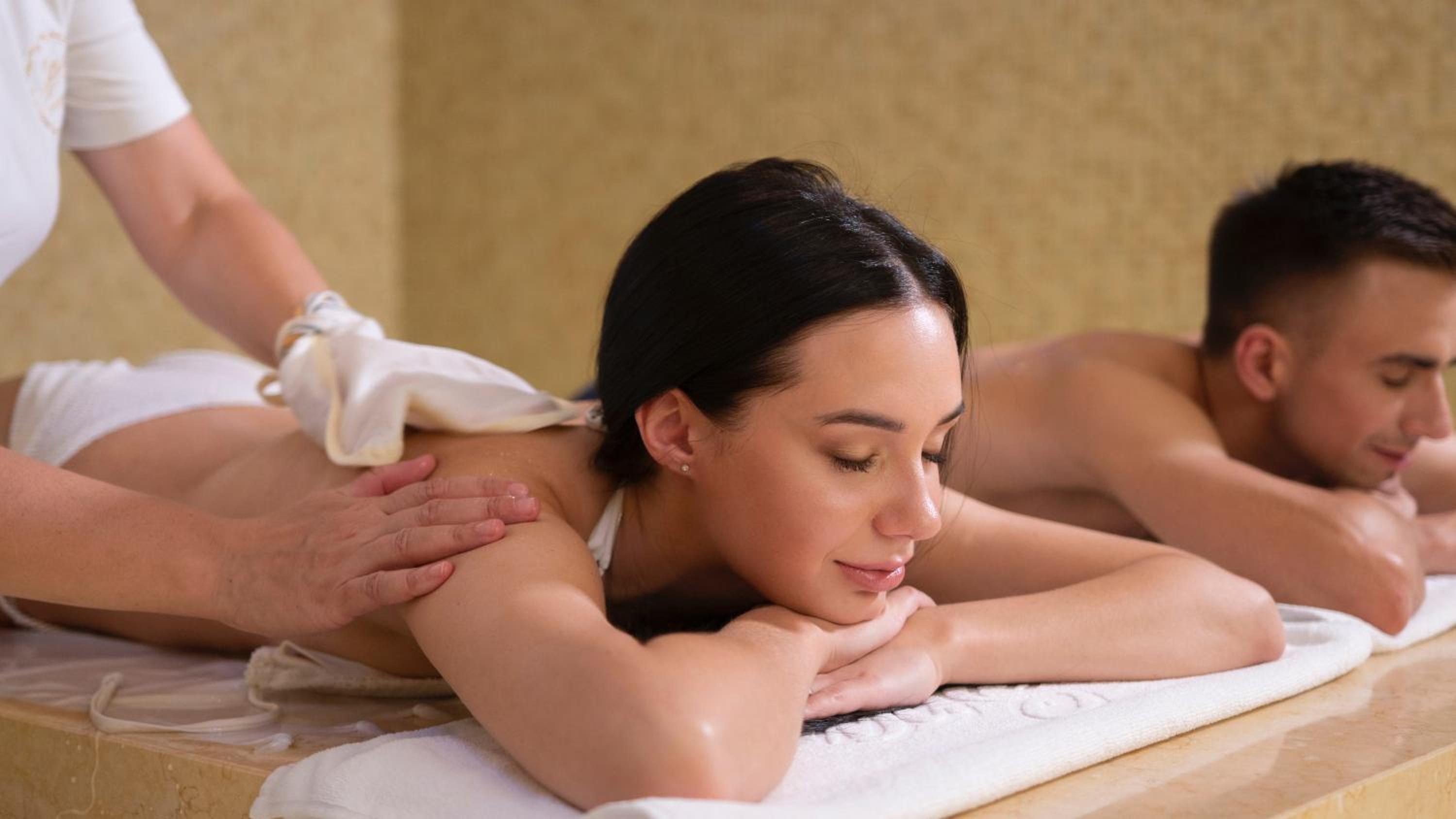 Special Offer - Superior Double or Twin Room with Romantic Package thumbnail 5