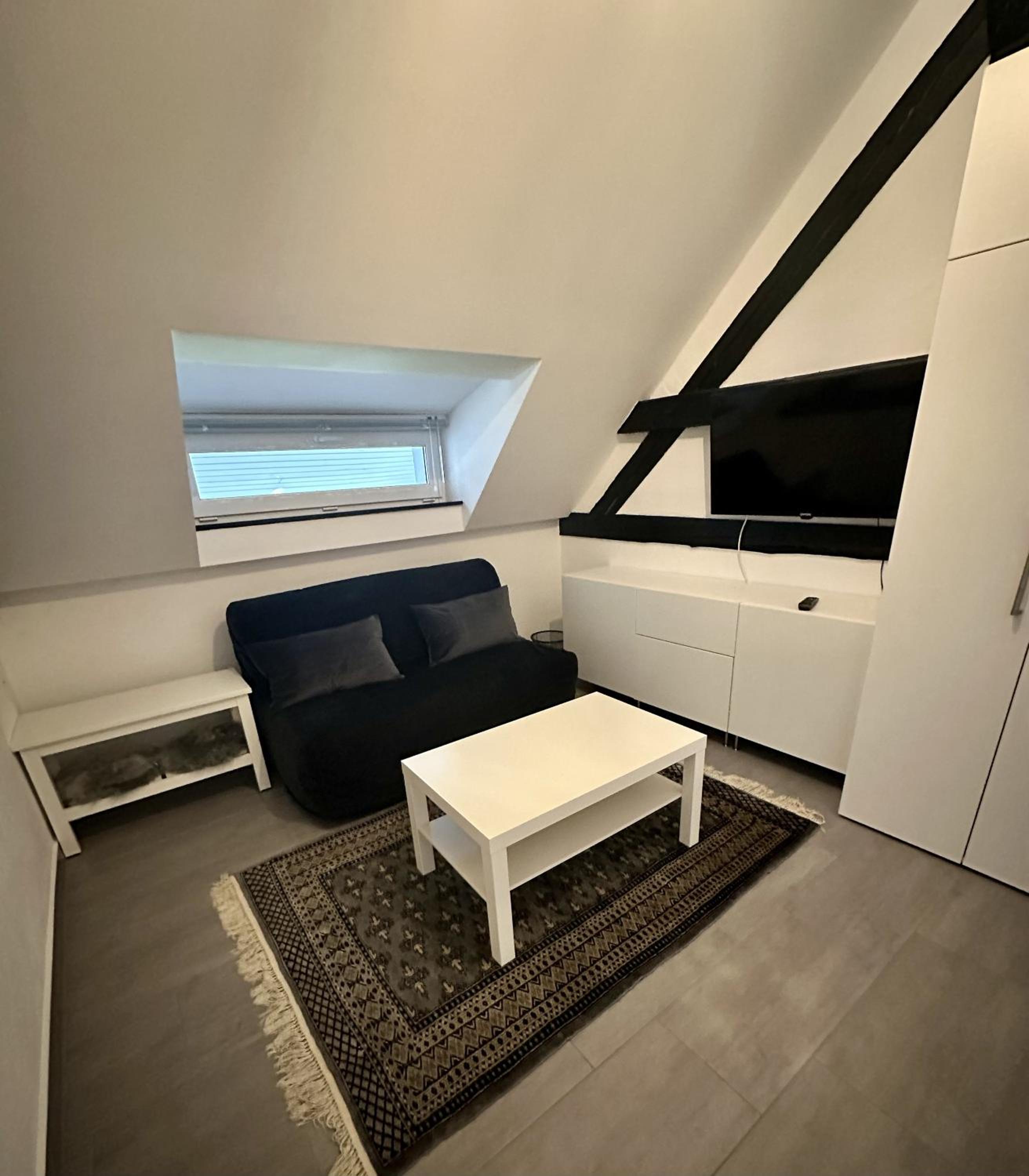 One-Bedroom Apartment with Garden View photo 2