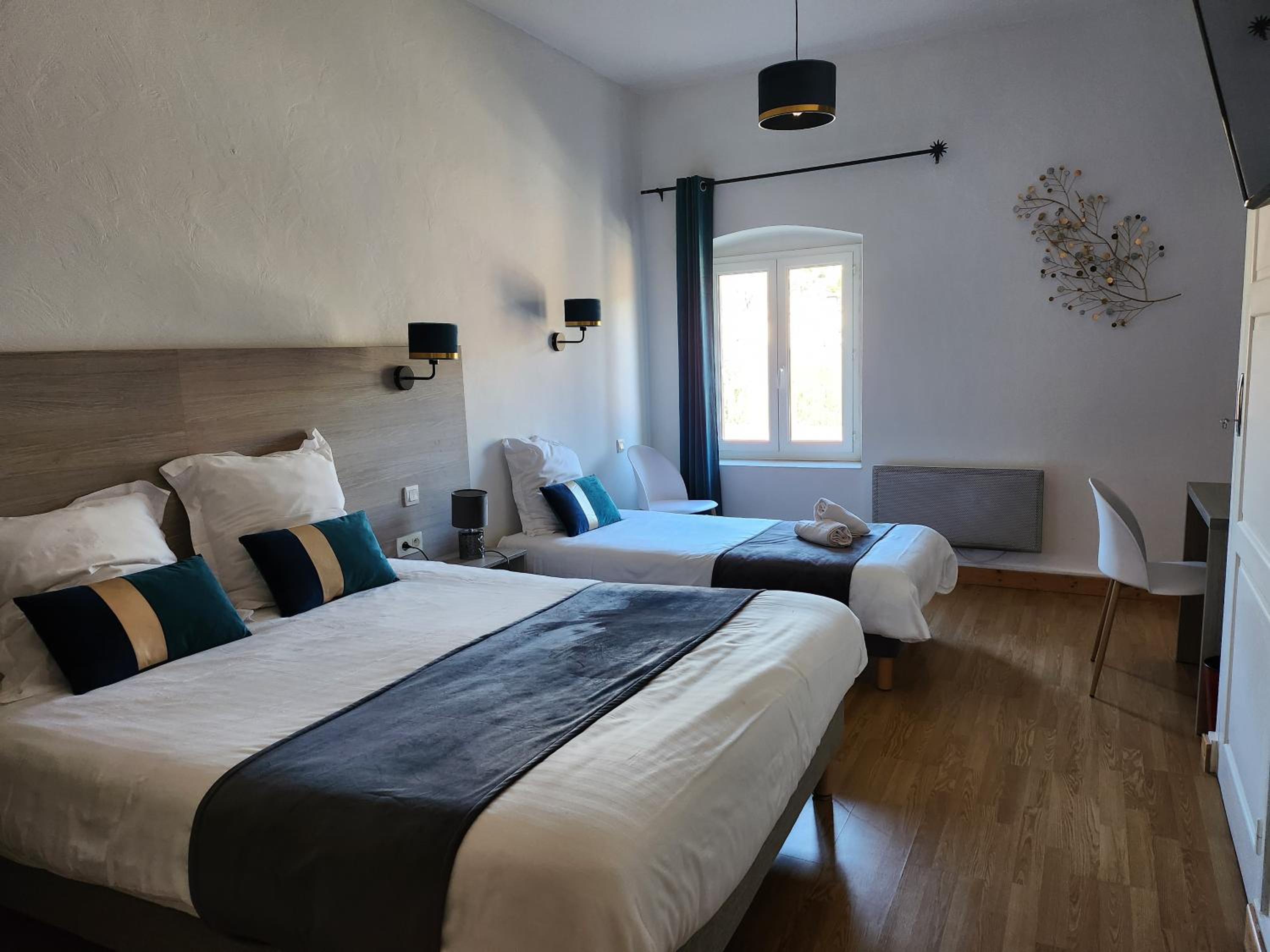 Triple Room with View photo 2