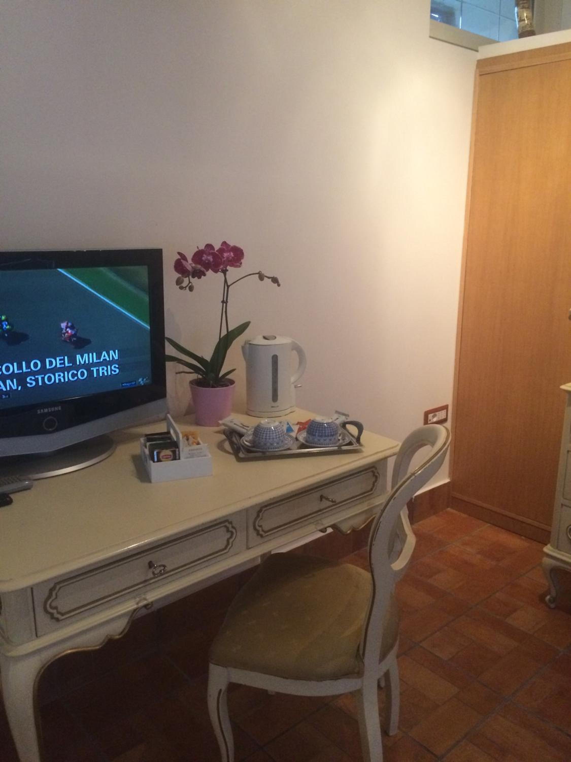 Double Room with Private Bathroom photo 2